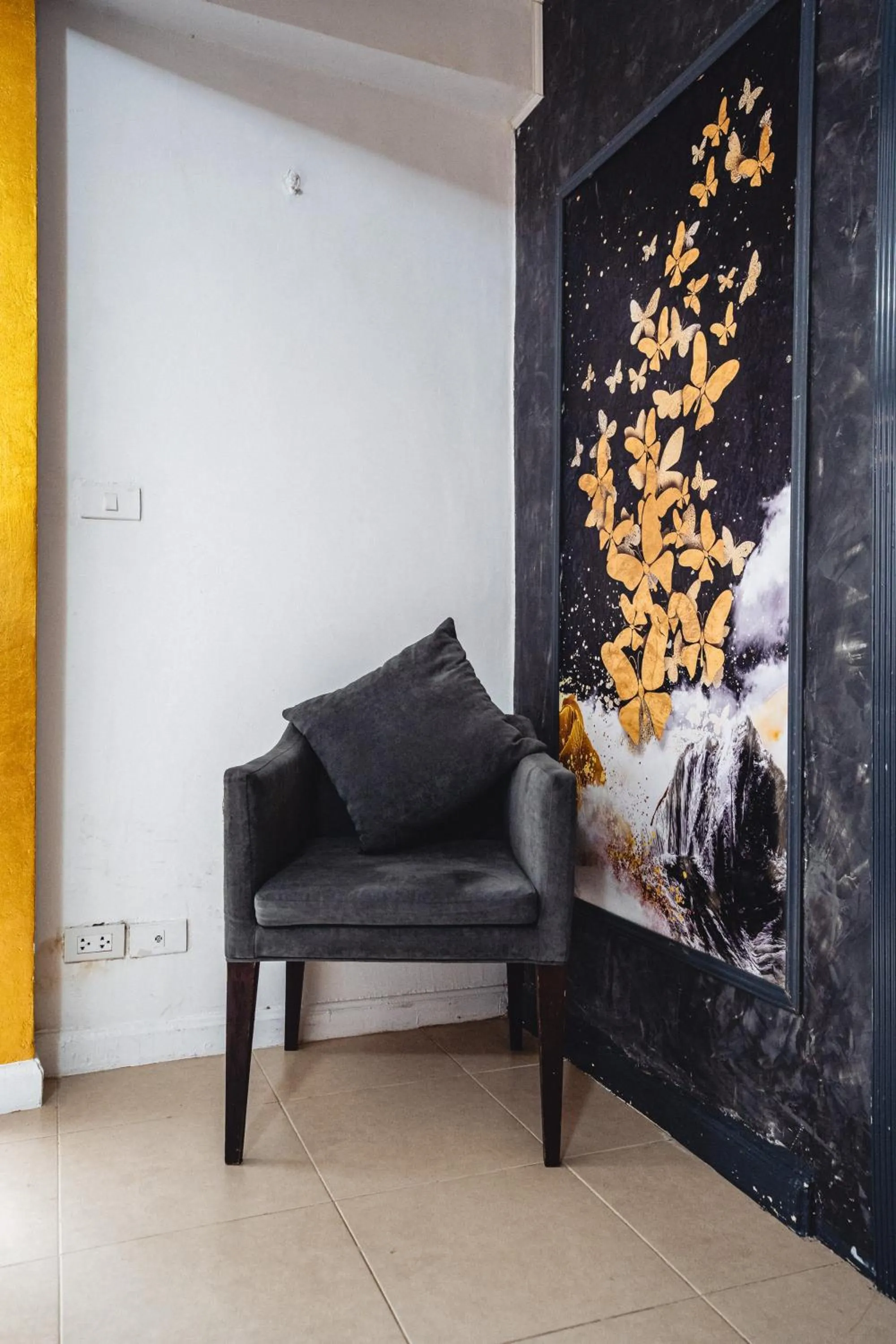 Seating area in Lemon House apartment