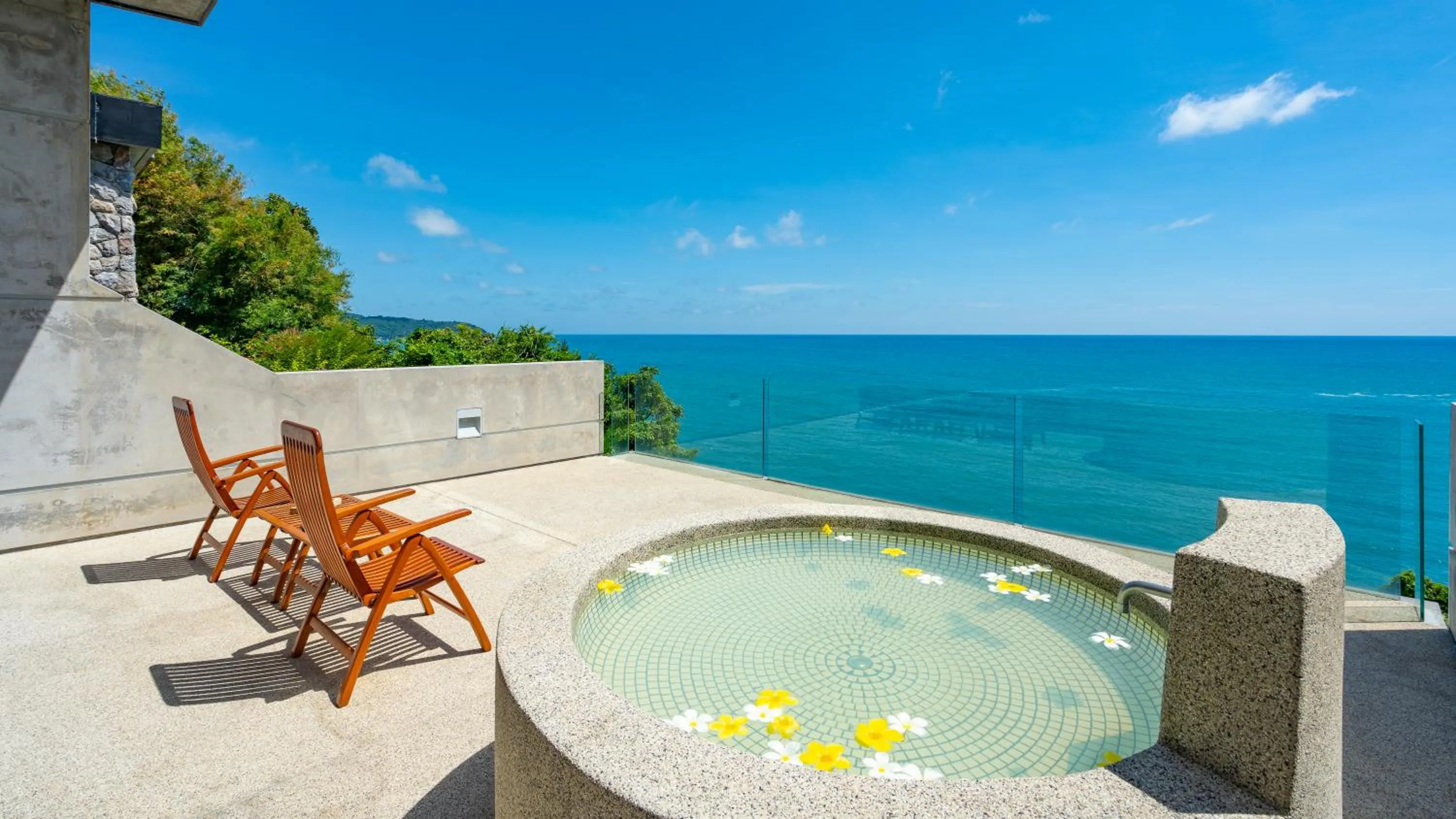 Hot Tub in Villa Viman