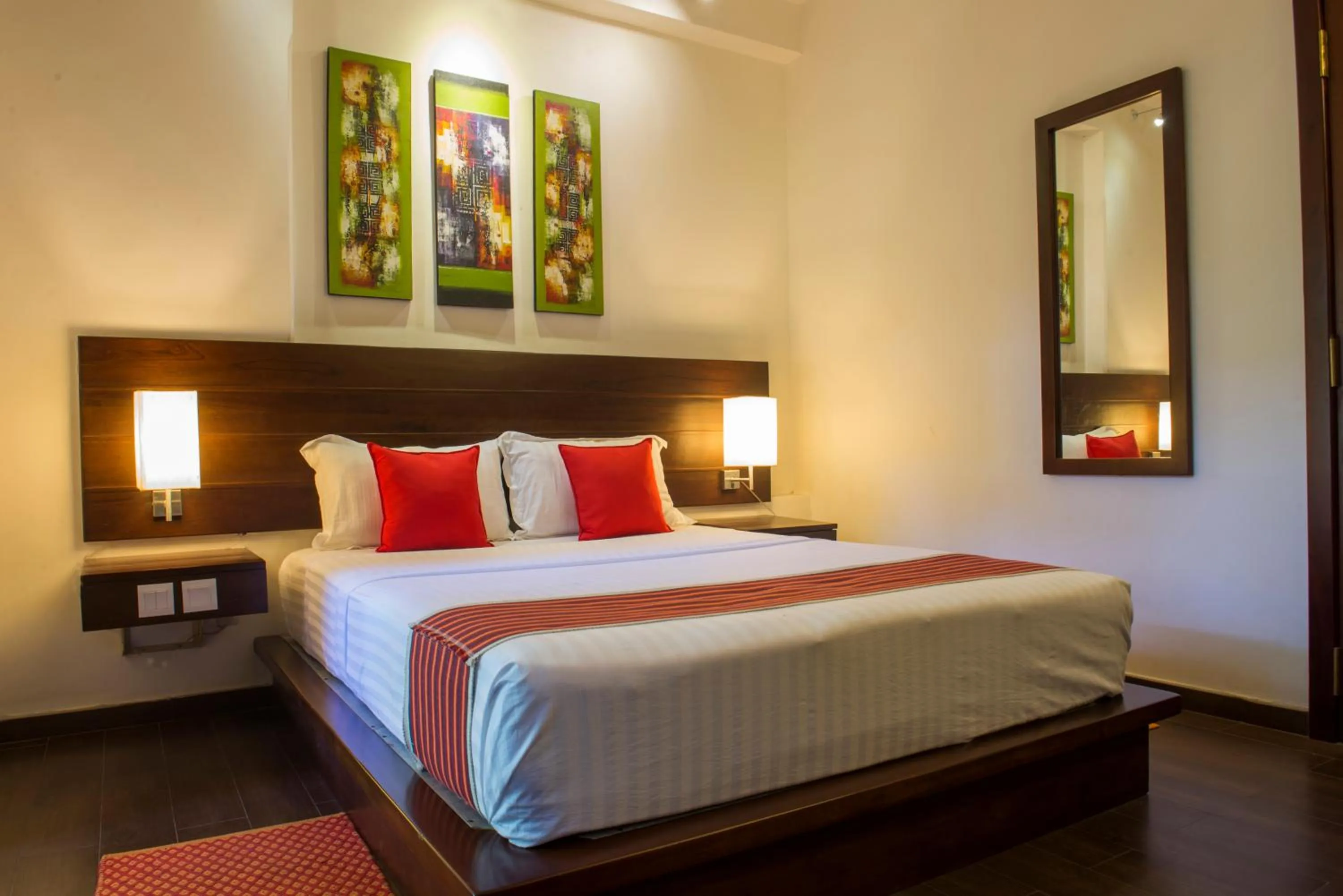 Bed in Villa Escondite - The Hotel