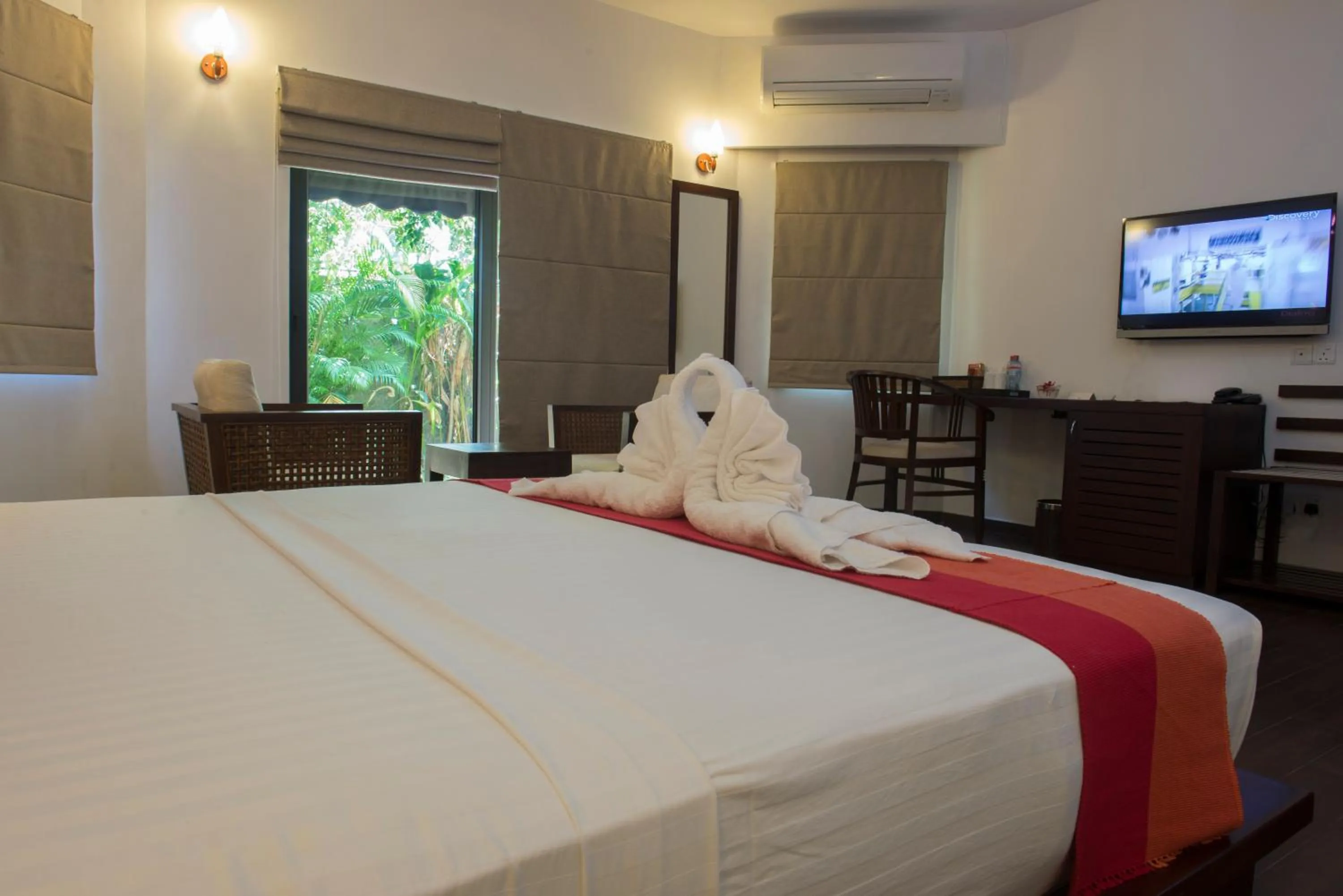 Bed in Villa Escondite - The Hotel