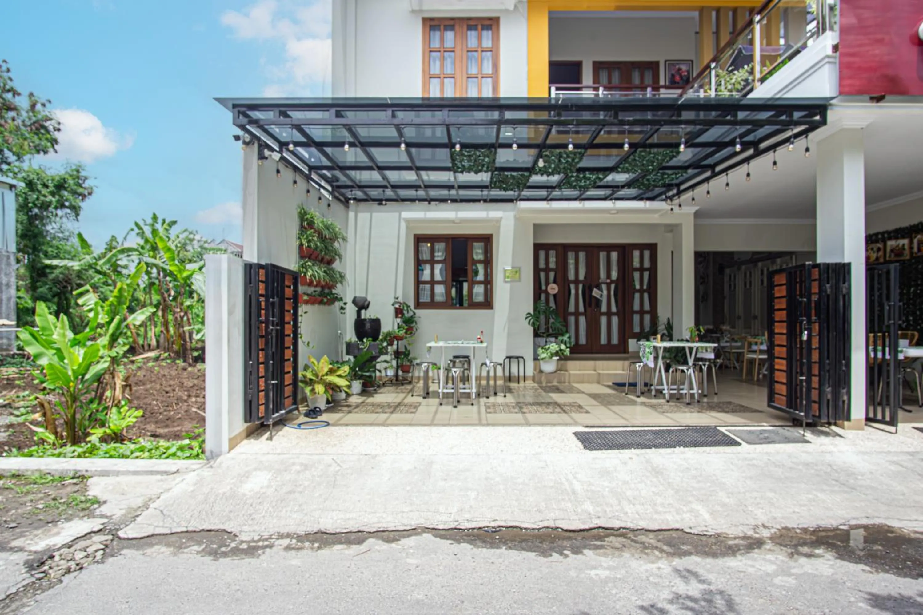Property building in Bisma Balcony Homestay