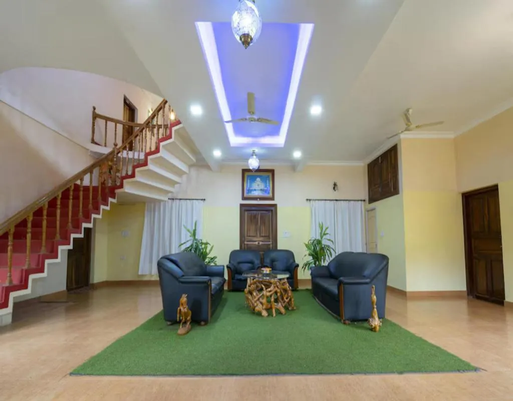 Lobby or reception in Misty Heights by The Sanihara