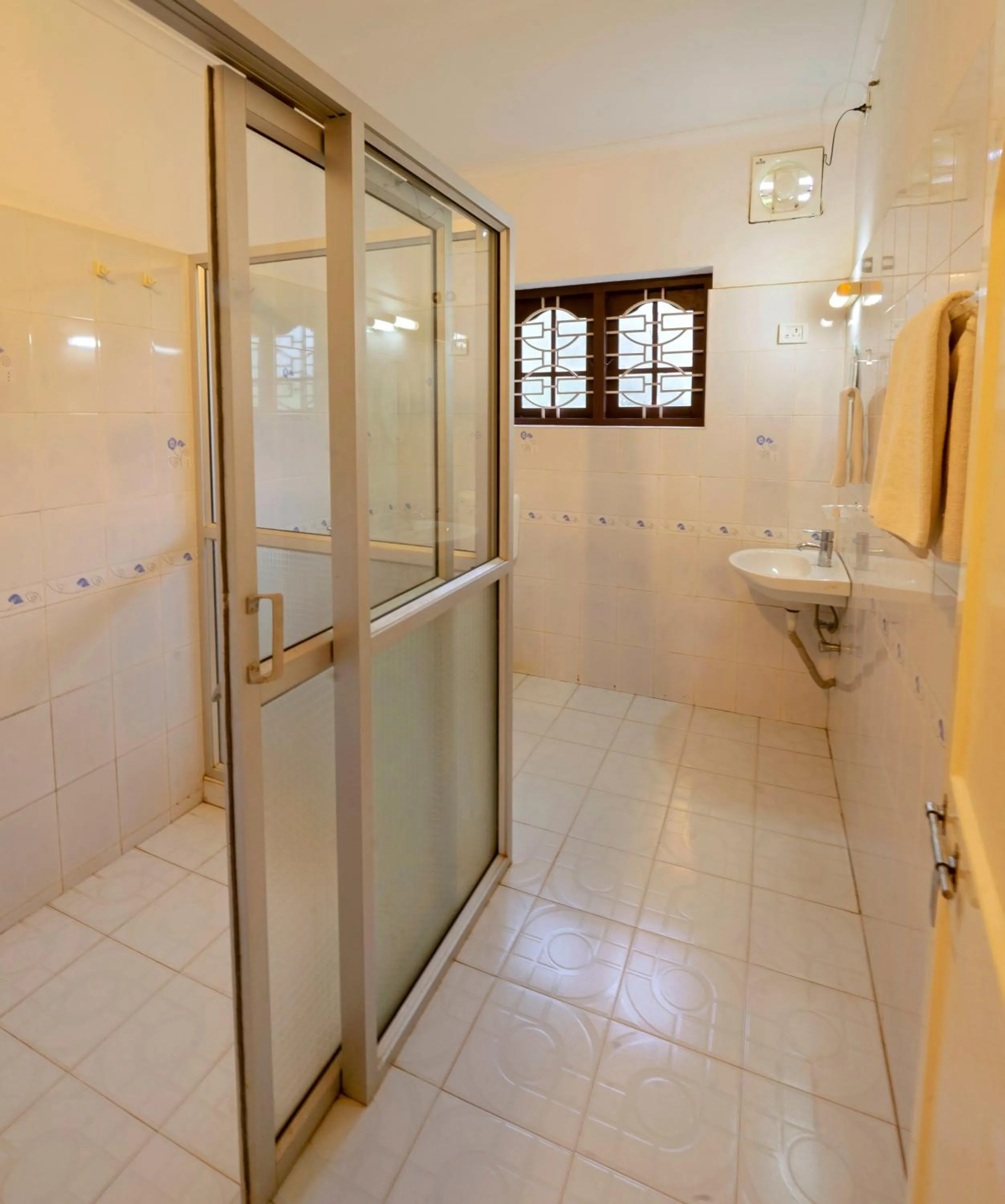 Bathroom in Misty Heights by The Sanihara