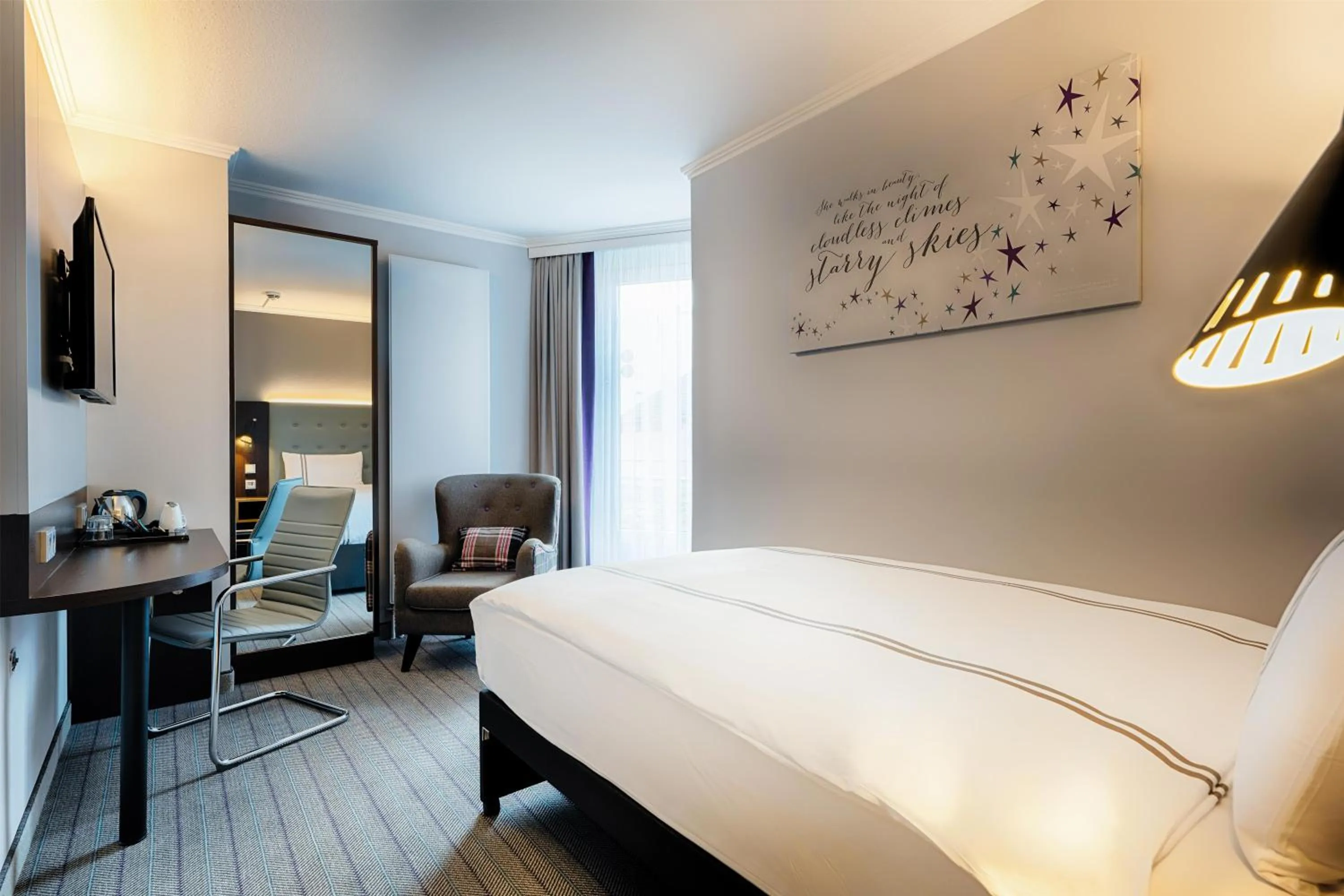 Bedroom, Bed in Premier Inn Stuttgart Bad Cannstatt