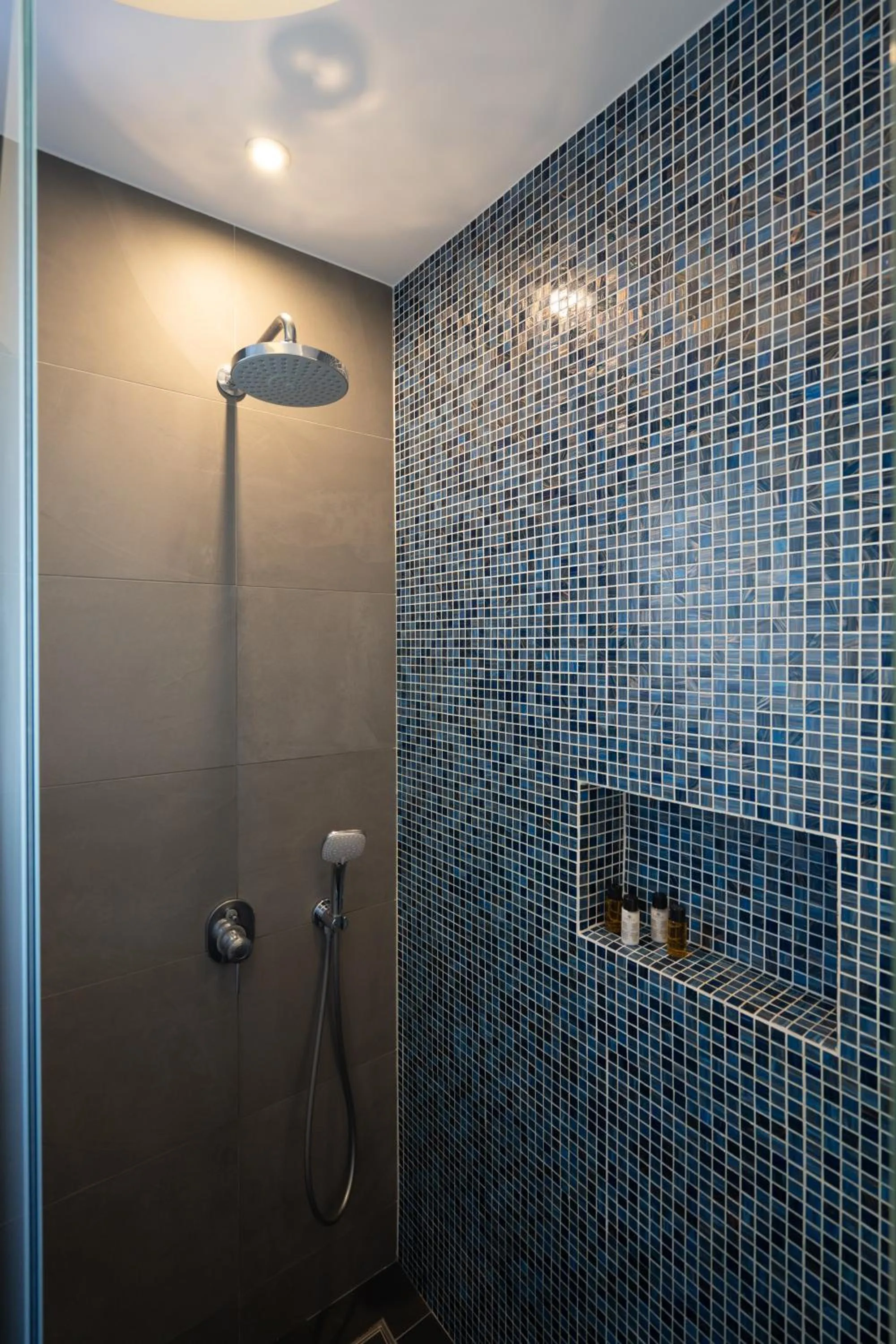 Shower in Santa Mar ECO Suites