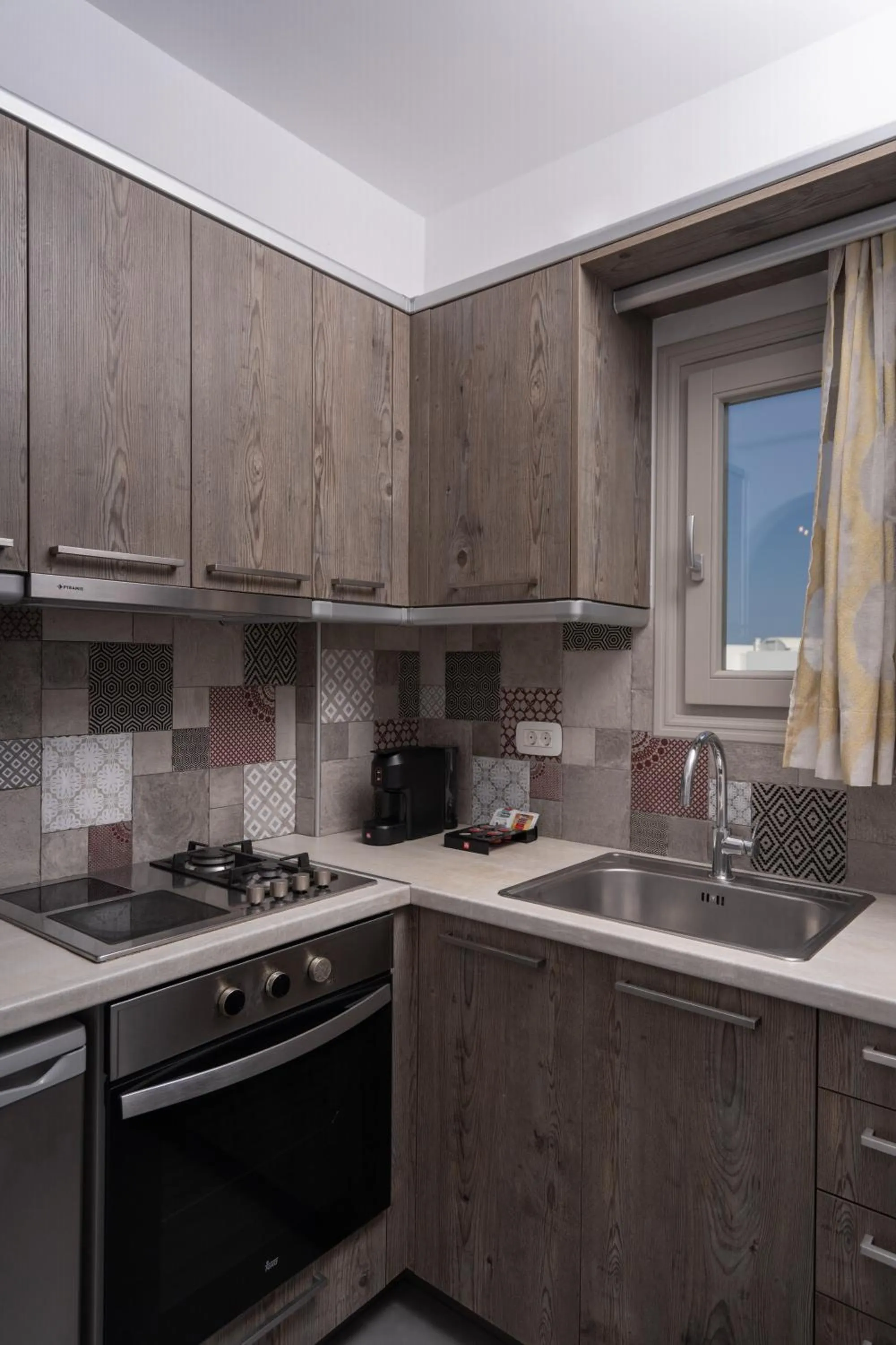 Kitchen or kitchenette in Santa Mar ECO Suites