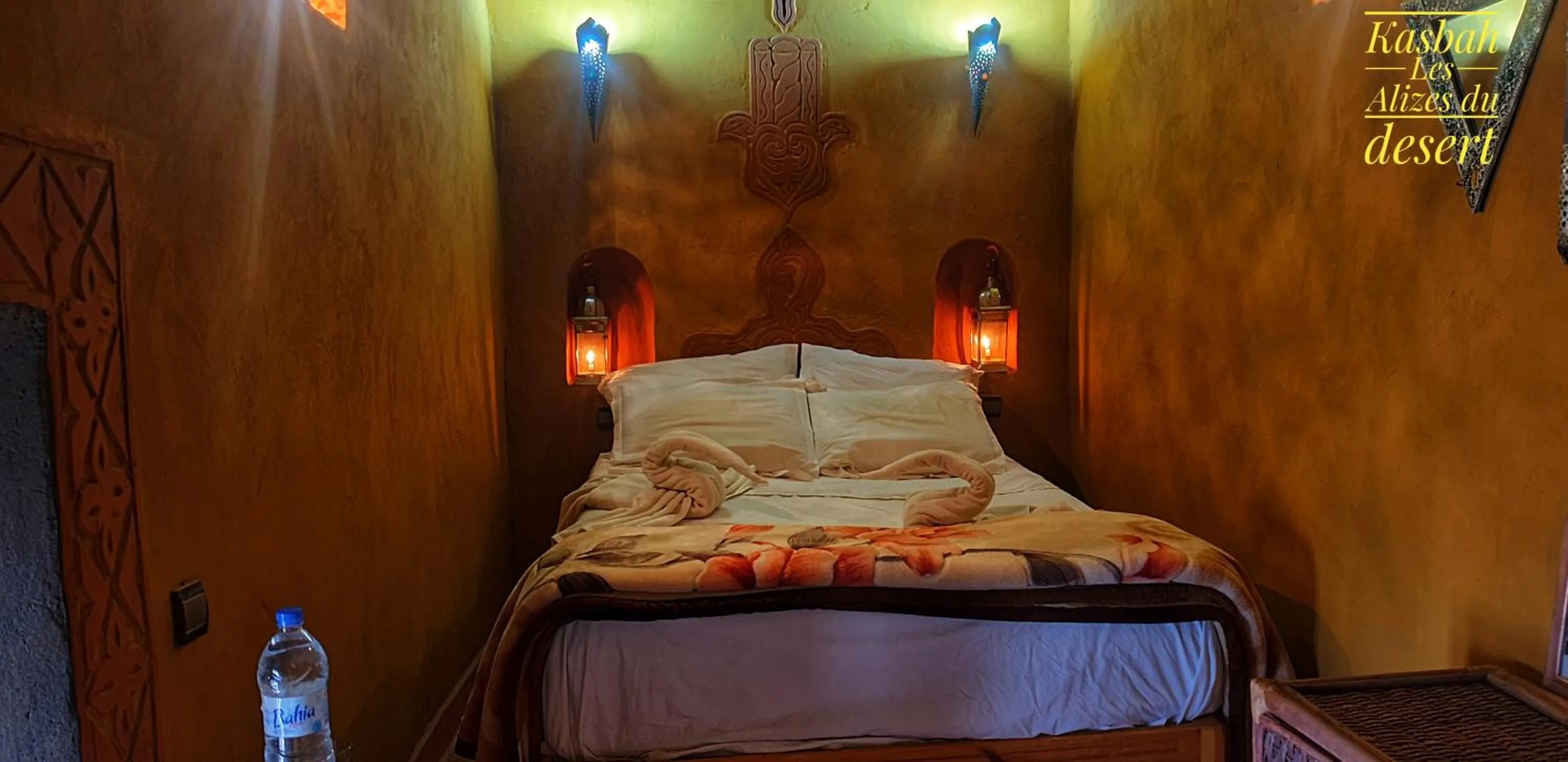 Double Room with Bathroom in Kasbah Les Alizes Du Desert