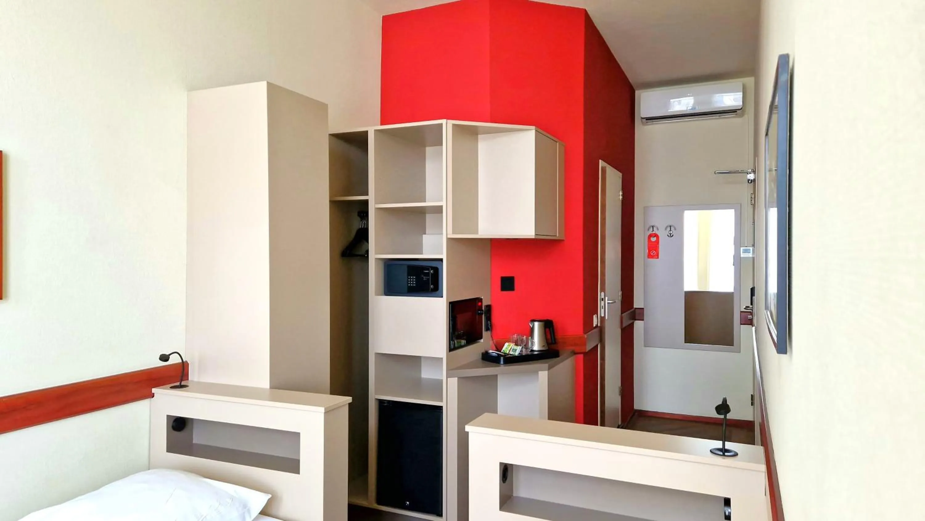 Photo of the whole room in A-Train Hotel