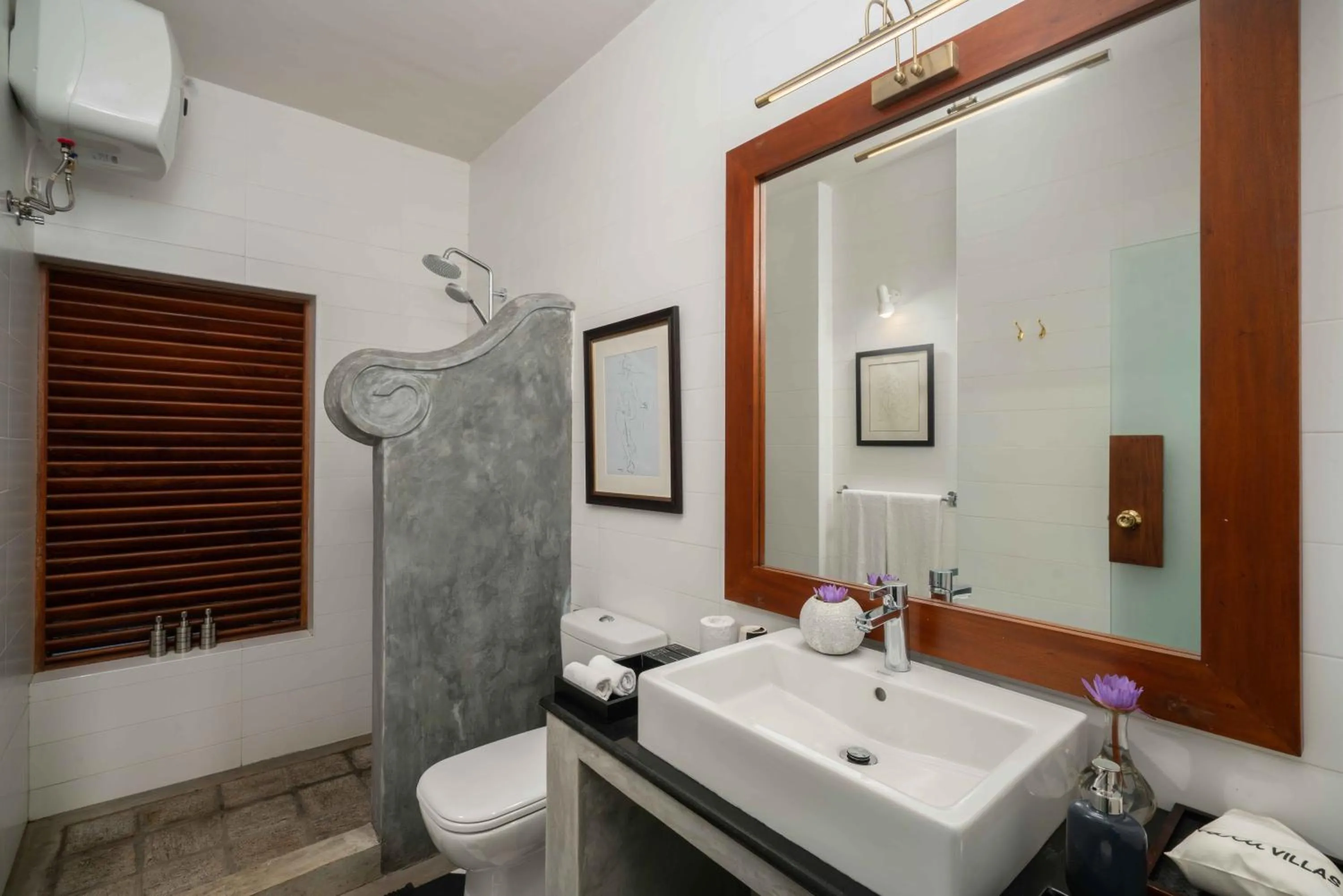 Bathroom in Taru Villas Kandy