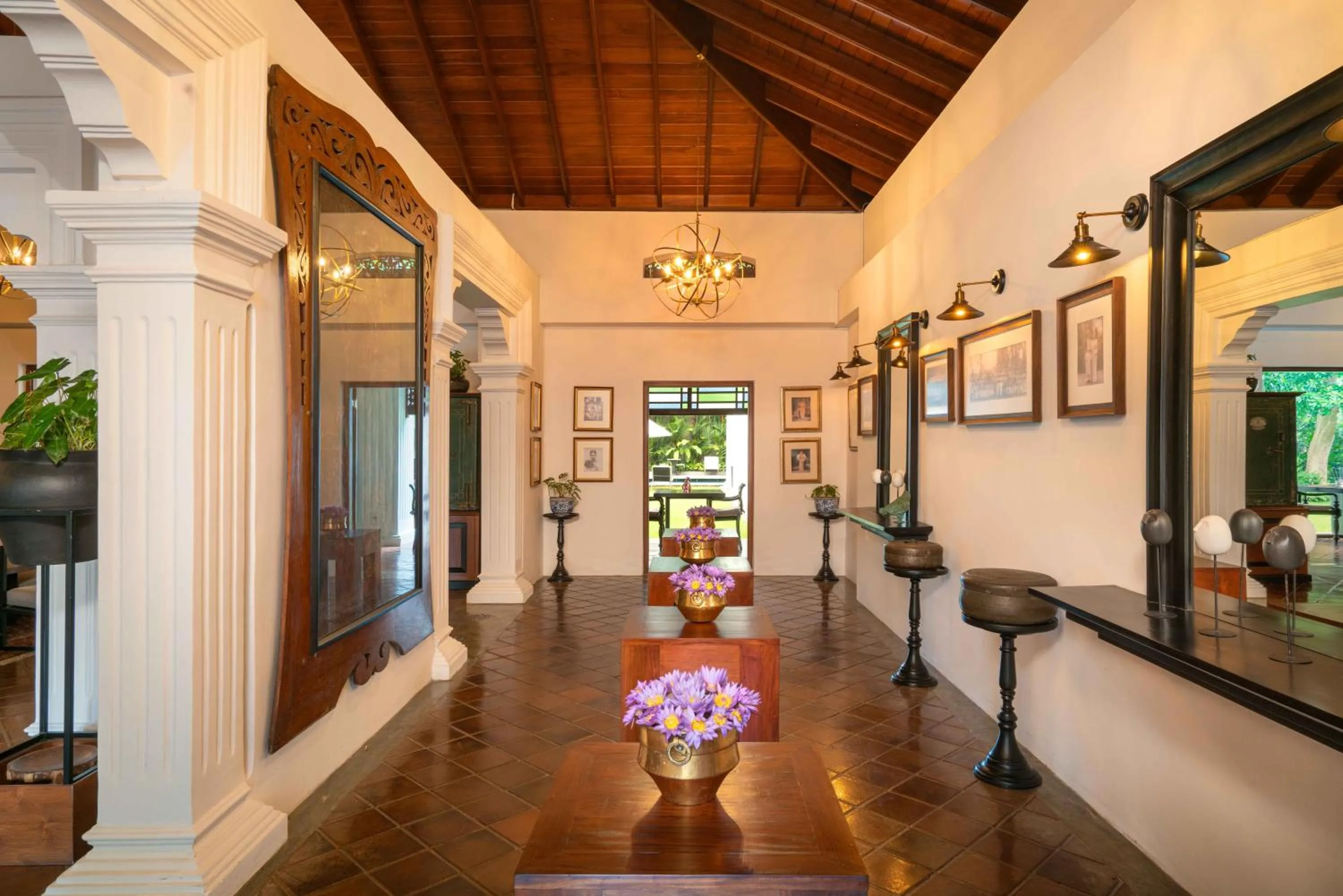 Lobby or reception in Taru Villas Kandy