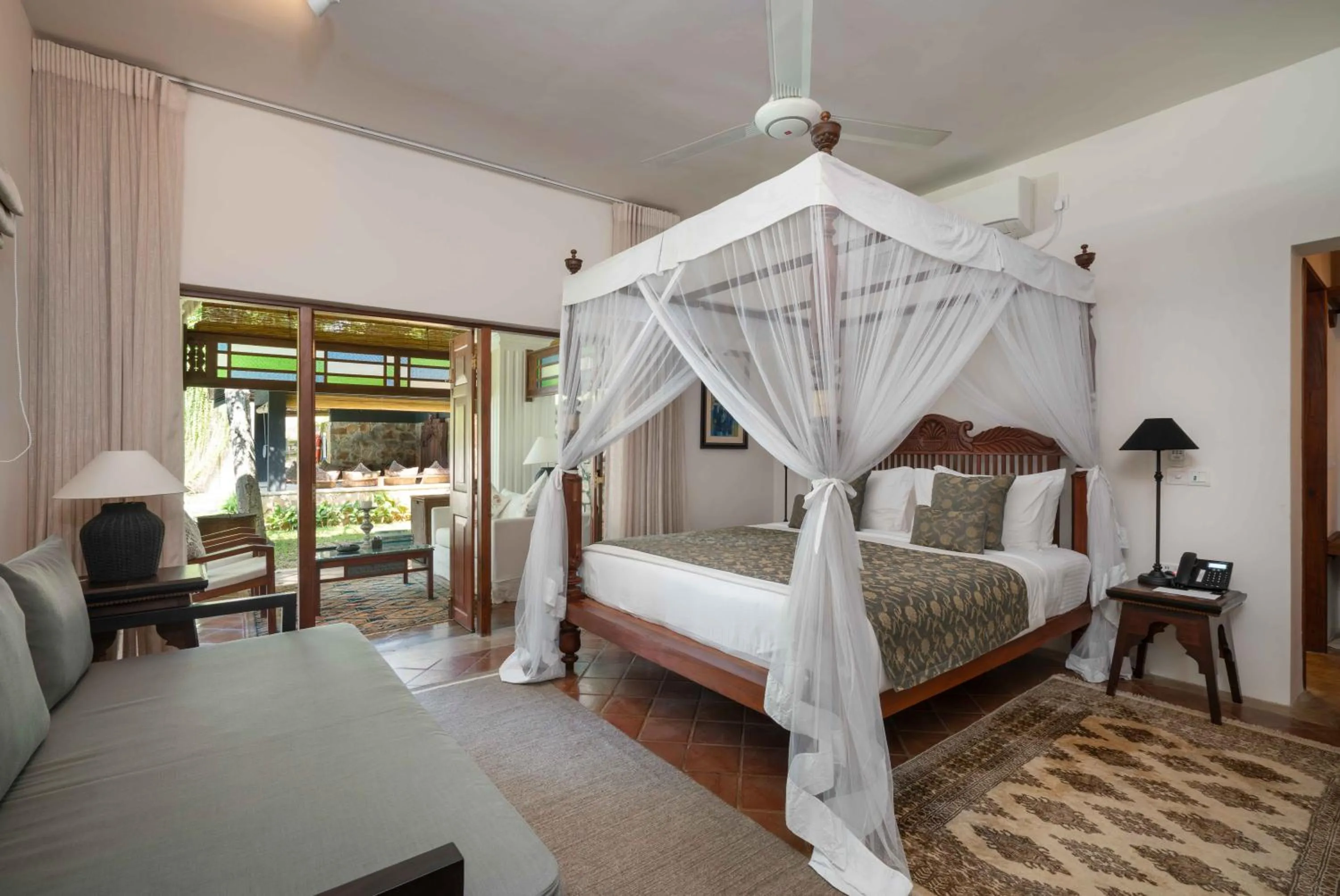 Bedroom, Bed in Taru Villas Kandy