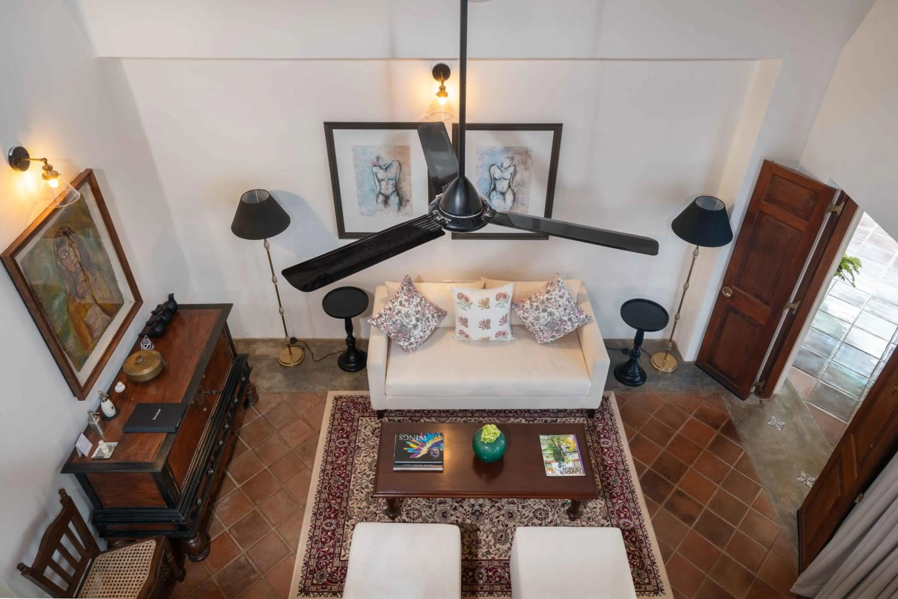 Living room, Bed in Taru Villas Kandy