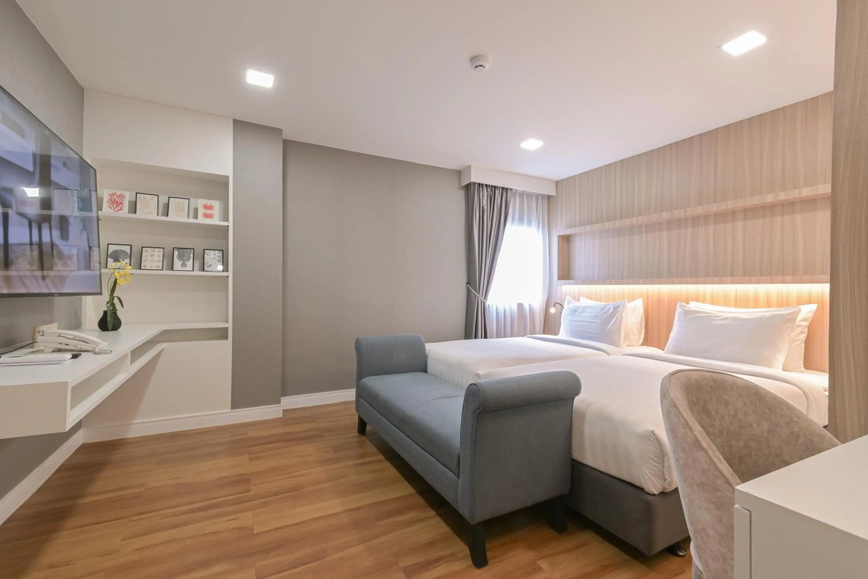 Bedroom, Bed in Shewin de Bangkok