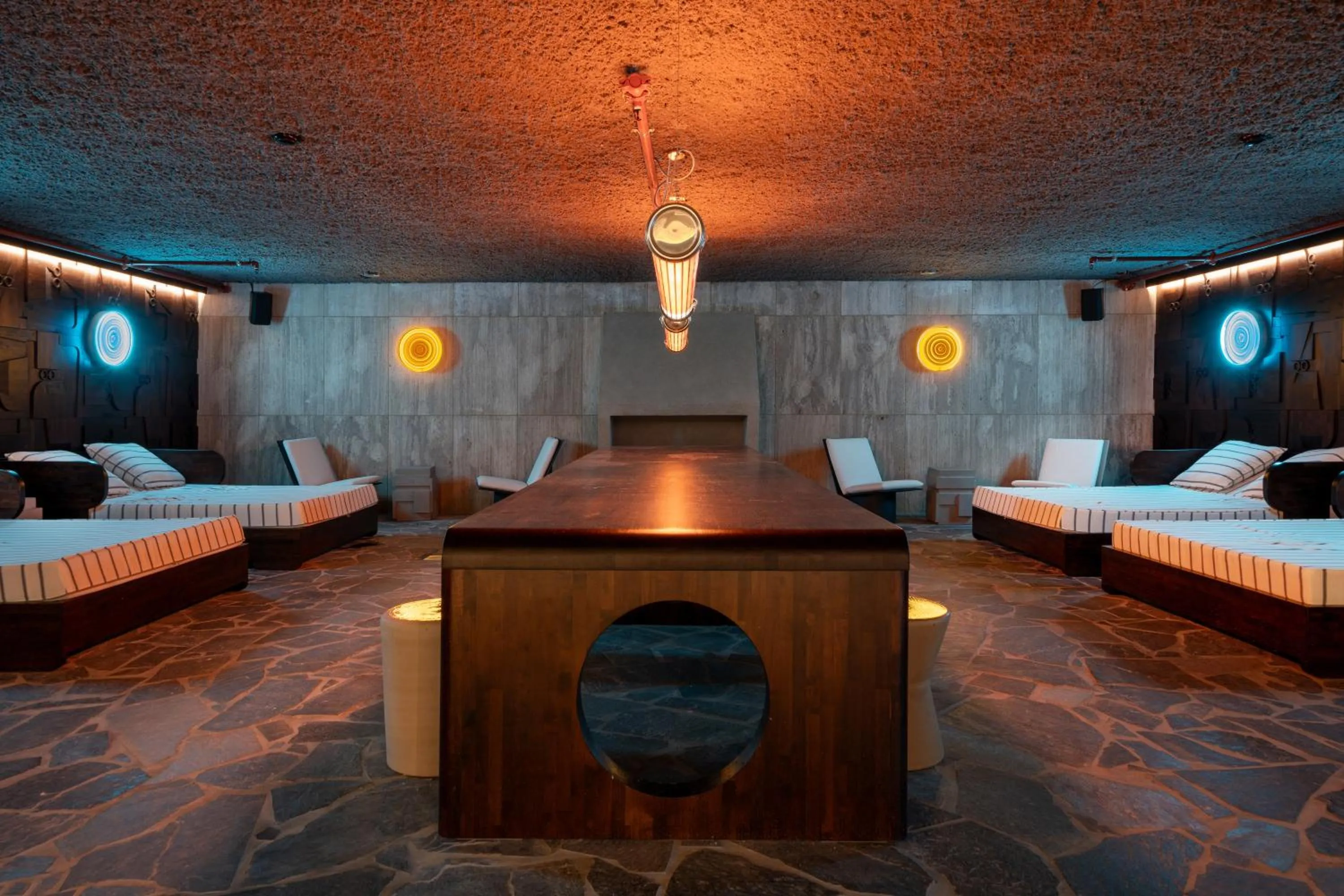 Spa and wellness centre/facilities, Bed in Mix Brussels --Gym & Wellness for adults only--