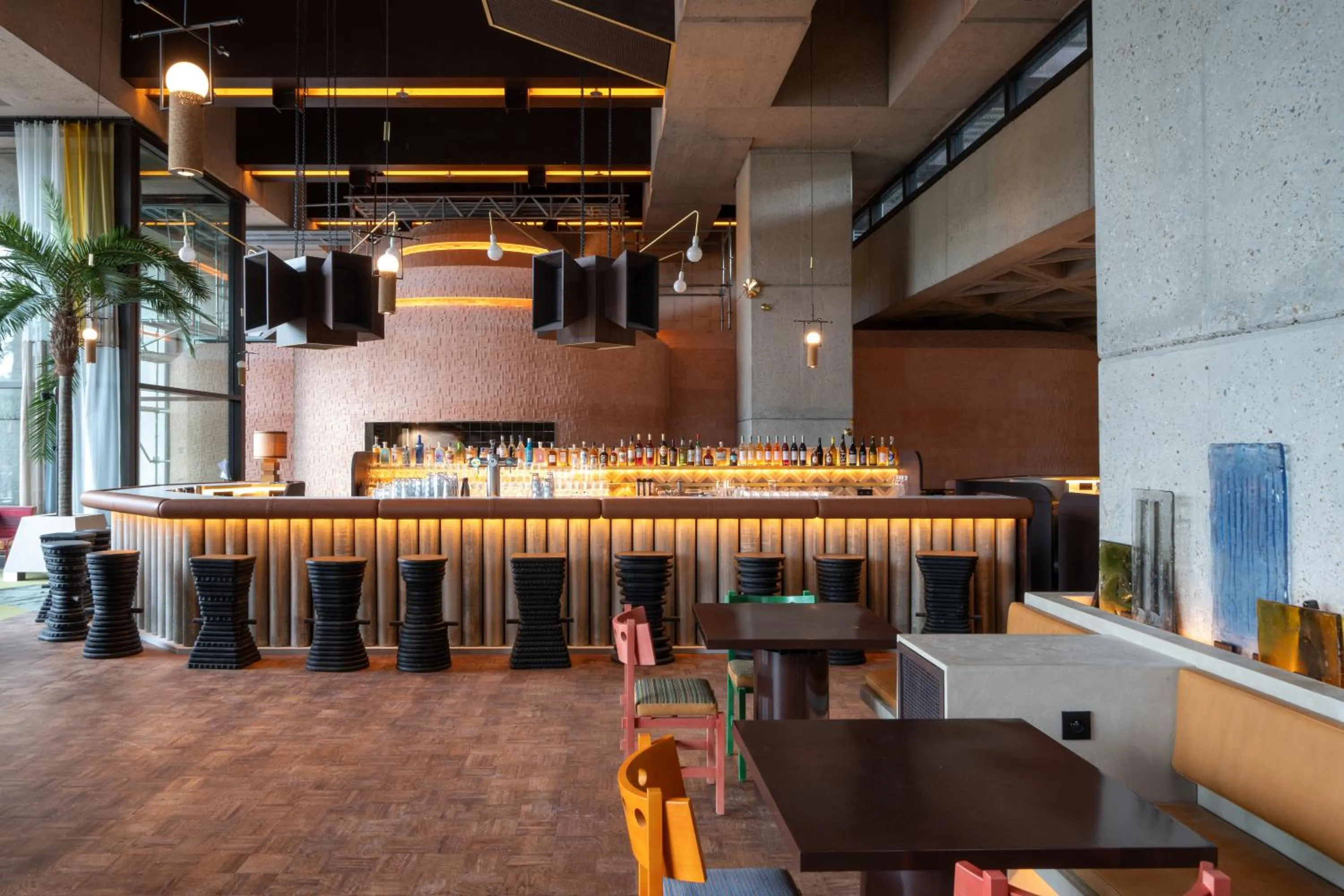 Restaurant/places to eat in Mix Brussels --Gym & Wellness for adults only--