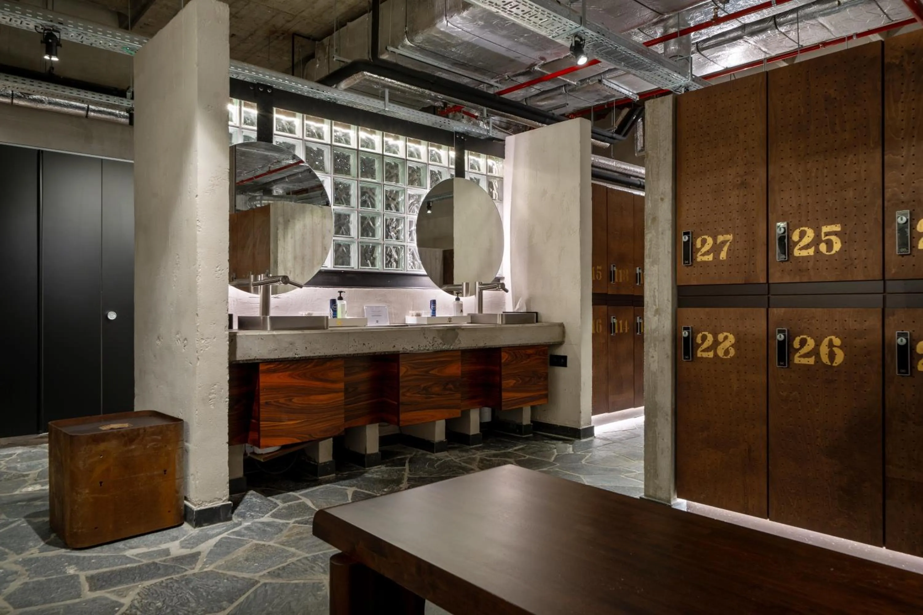 Spa and wellness centre/facilities in Mix Brussels --Gym & Wellness for adults only--