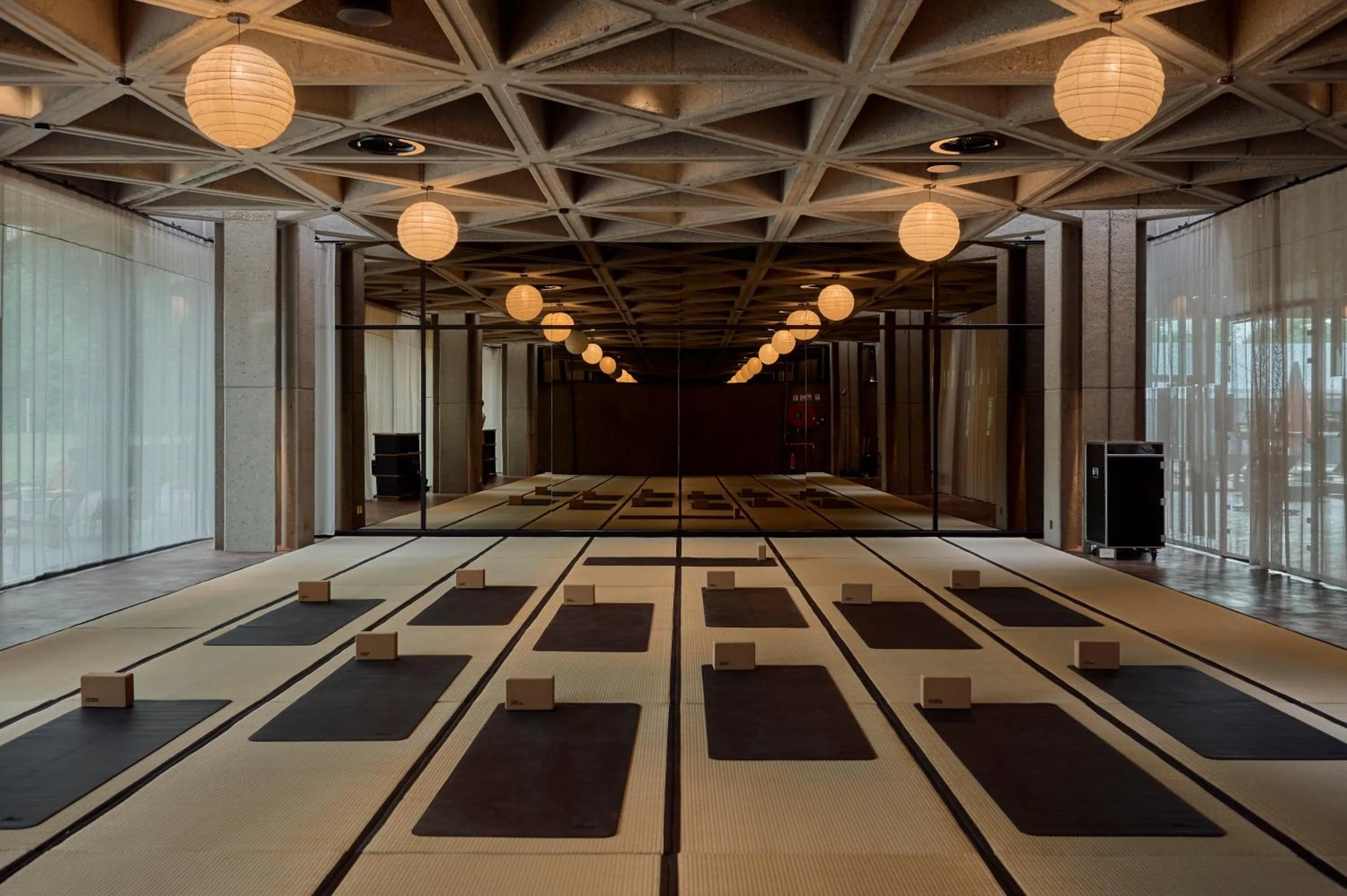 Spa and wellness centre/facilities in Mix Brussels --Gym & Wellness for adults only--
