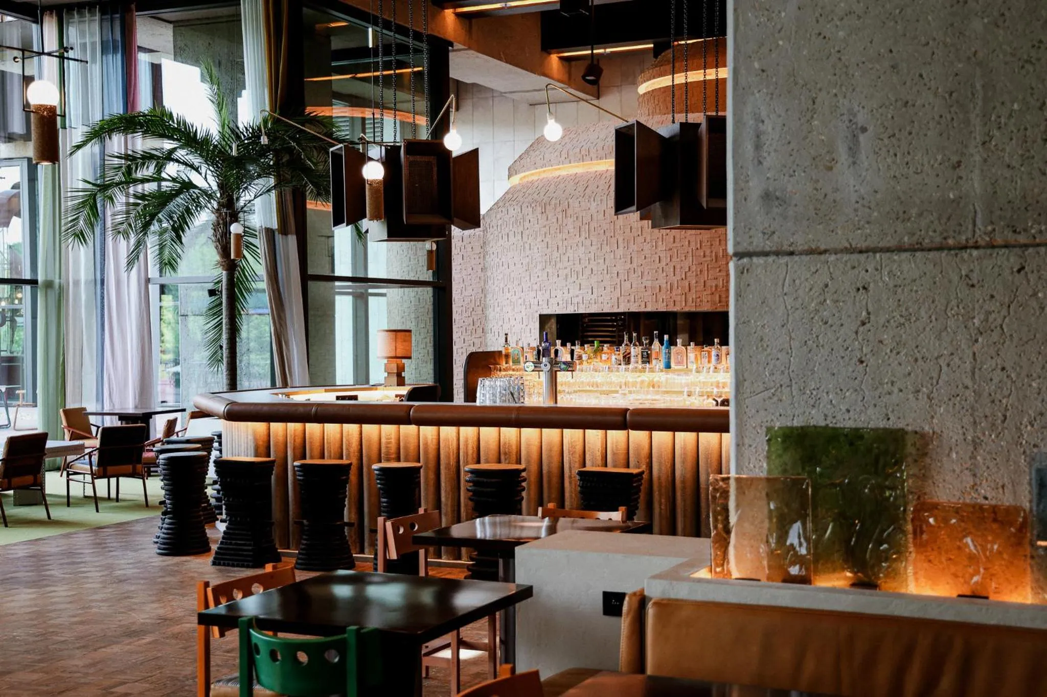 Restaurant/places to eat in Mix Brussels --Gym & Wellness for adults only--