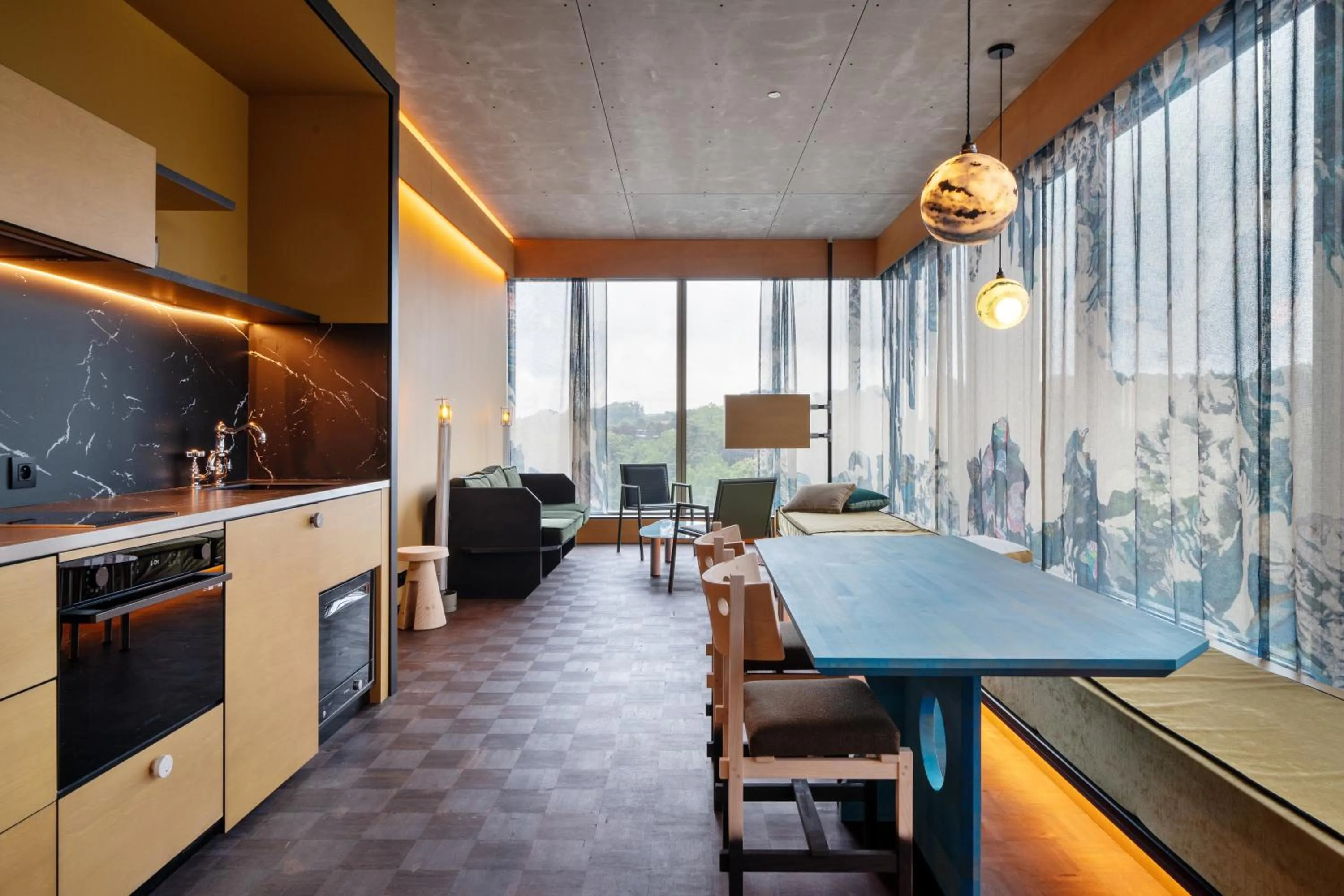 Kitchen or kitchenette in Mix Brussels --Gym & Wellness for adults only--