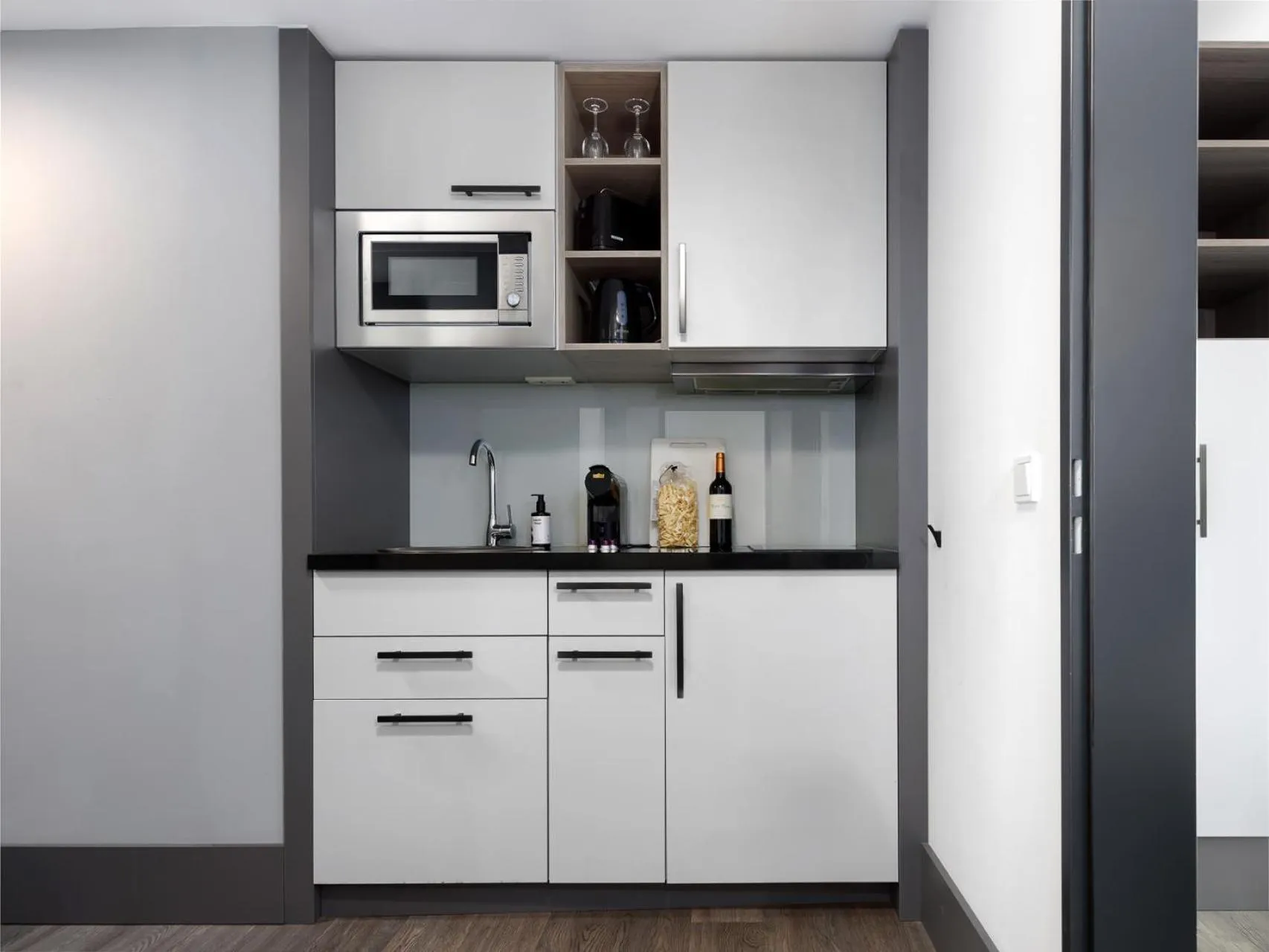 Kitchen or kitchenette in smartments Frankfurt City-Ost
