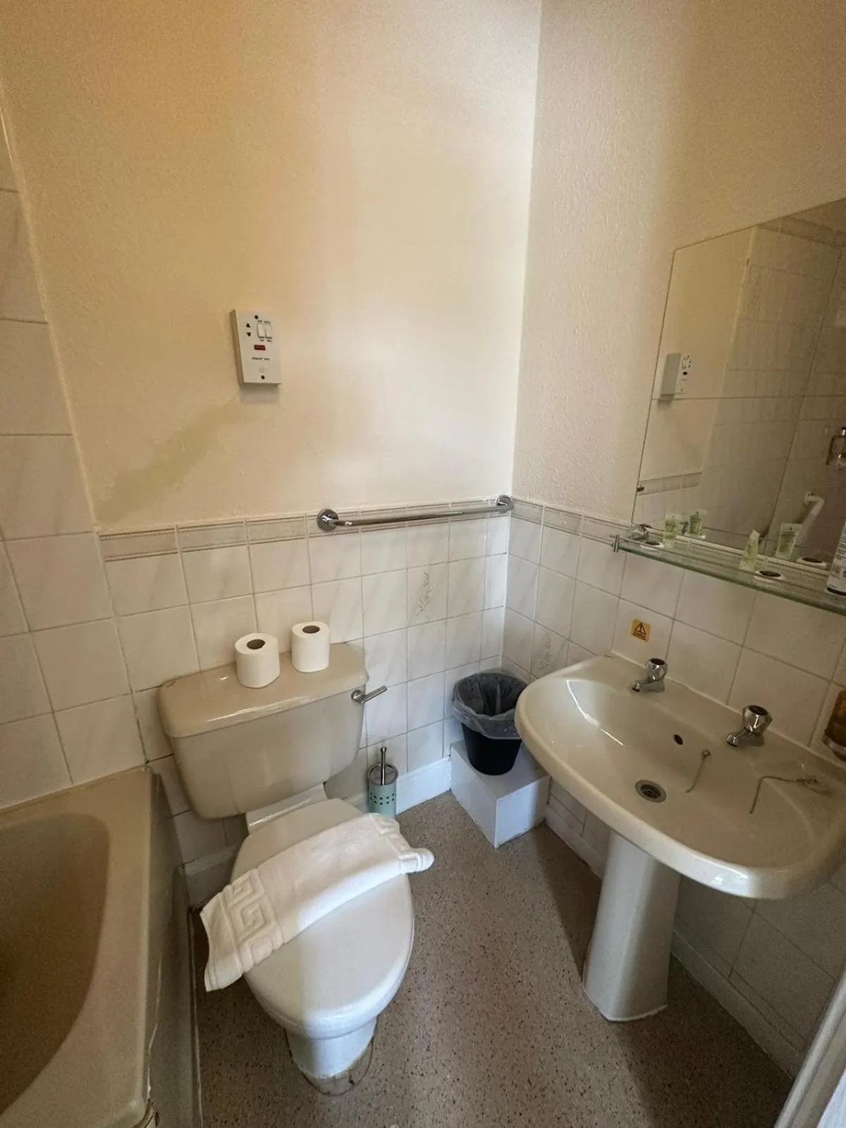 Bathroom in Mackay's Spa Lodge Hotel