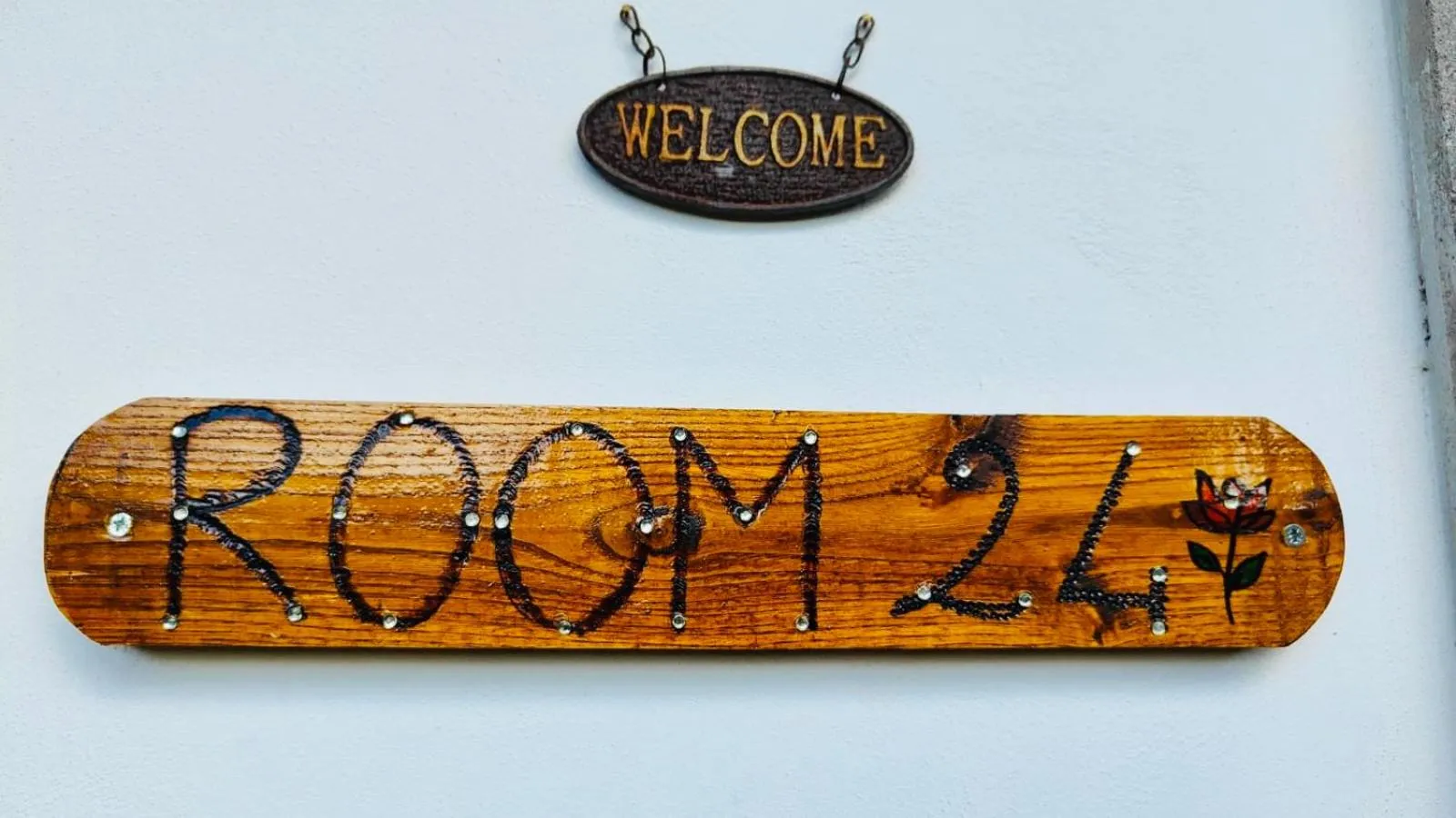 Property Logo/Sign in Room24