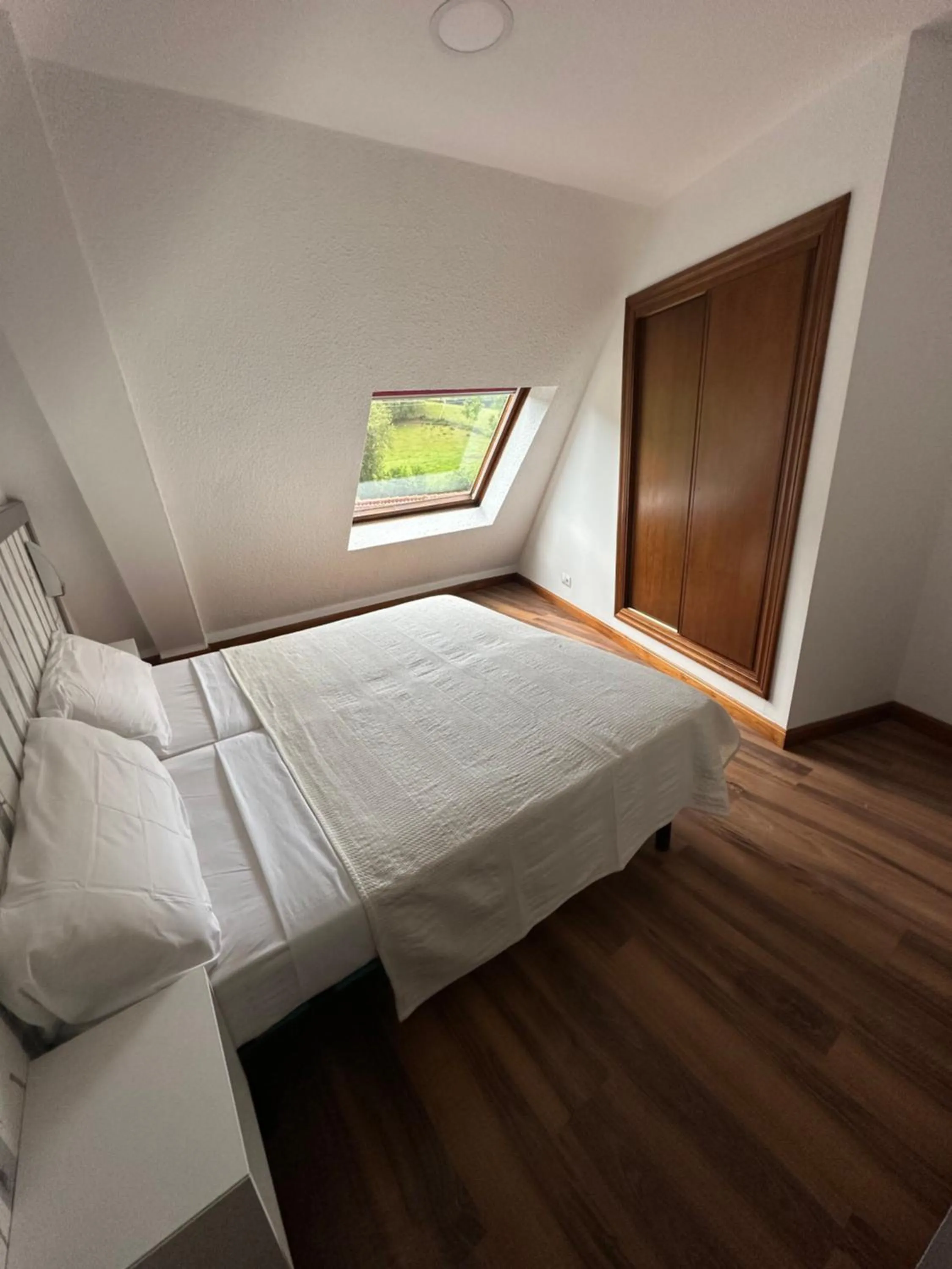 Bed in Hello Astur Green