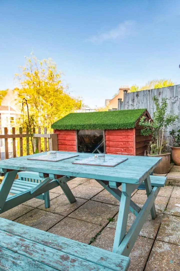 Patio in Welcome to Nelson's Quarters