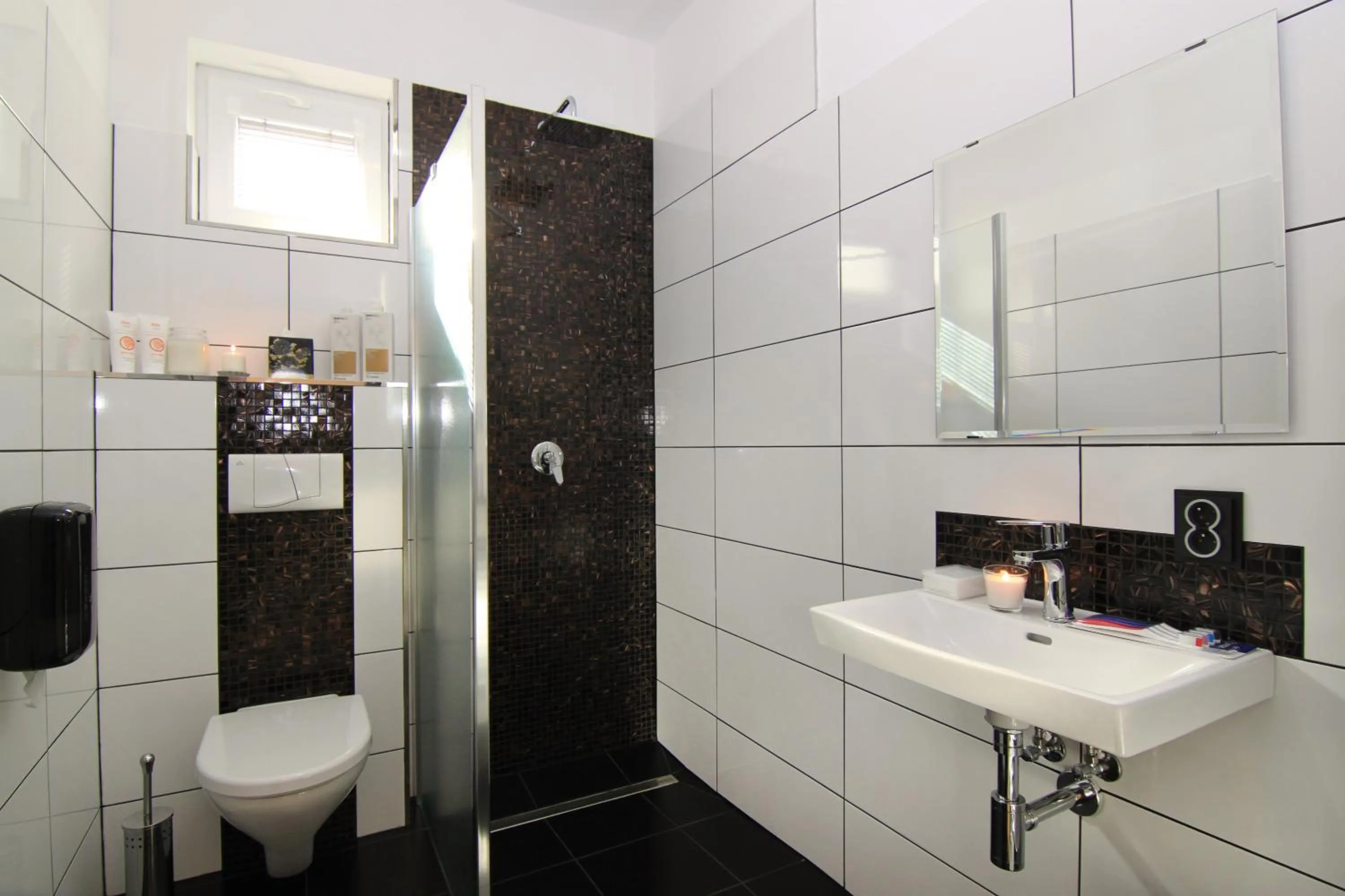 Bathroom in JBI Wellness