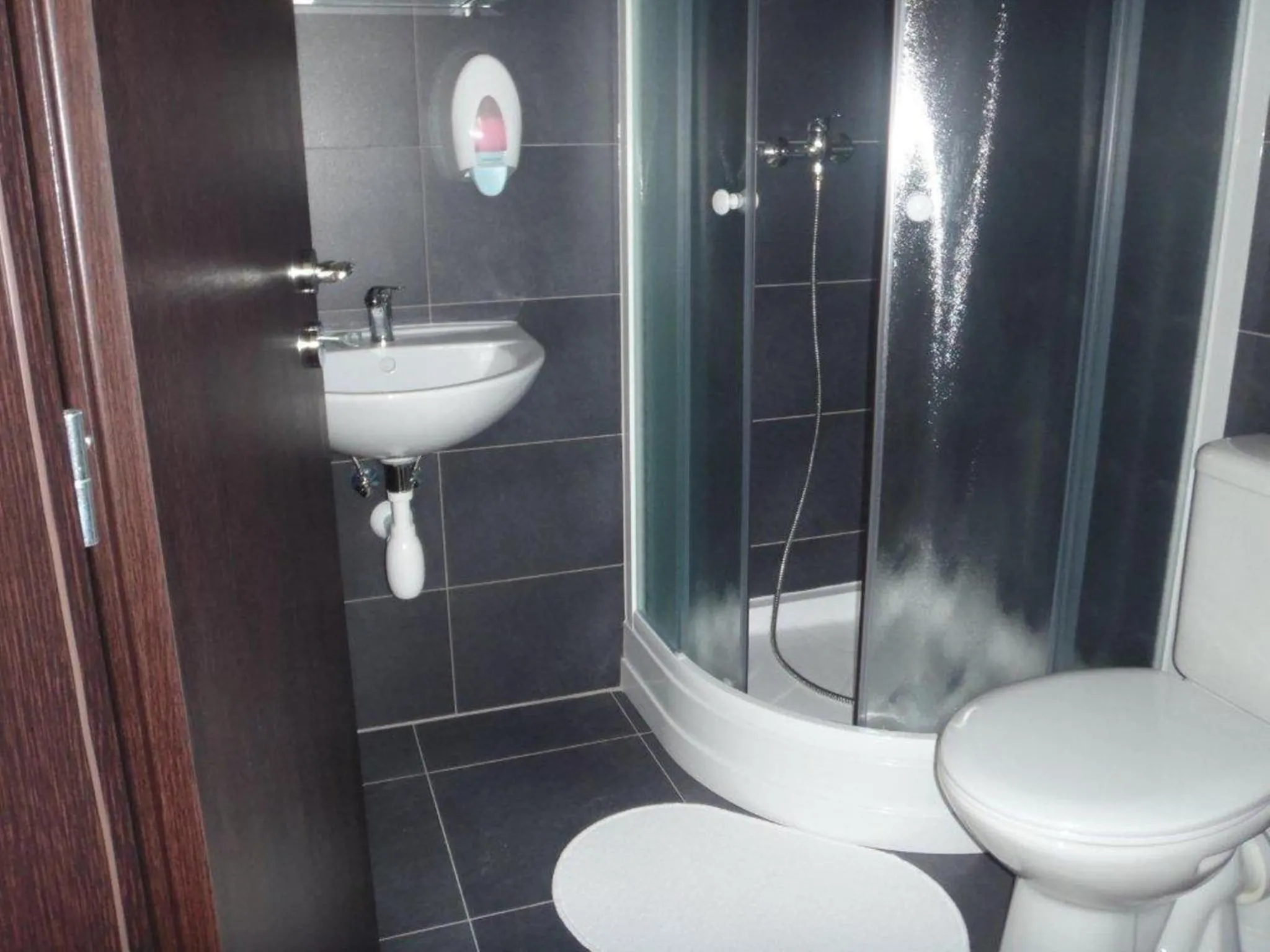 Bathroom in JBI Wellness