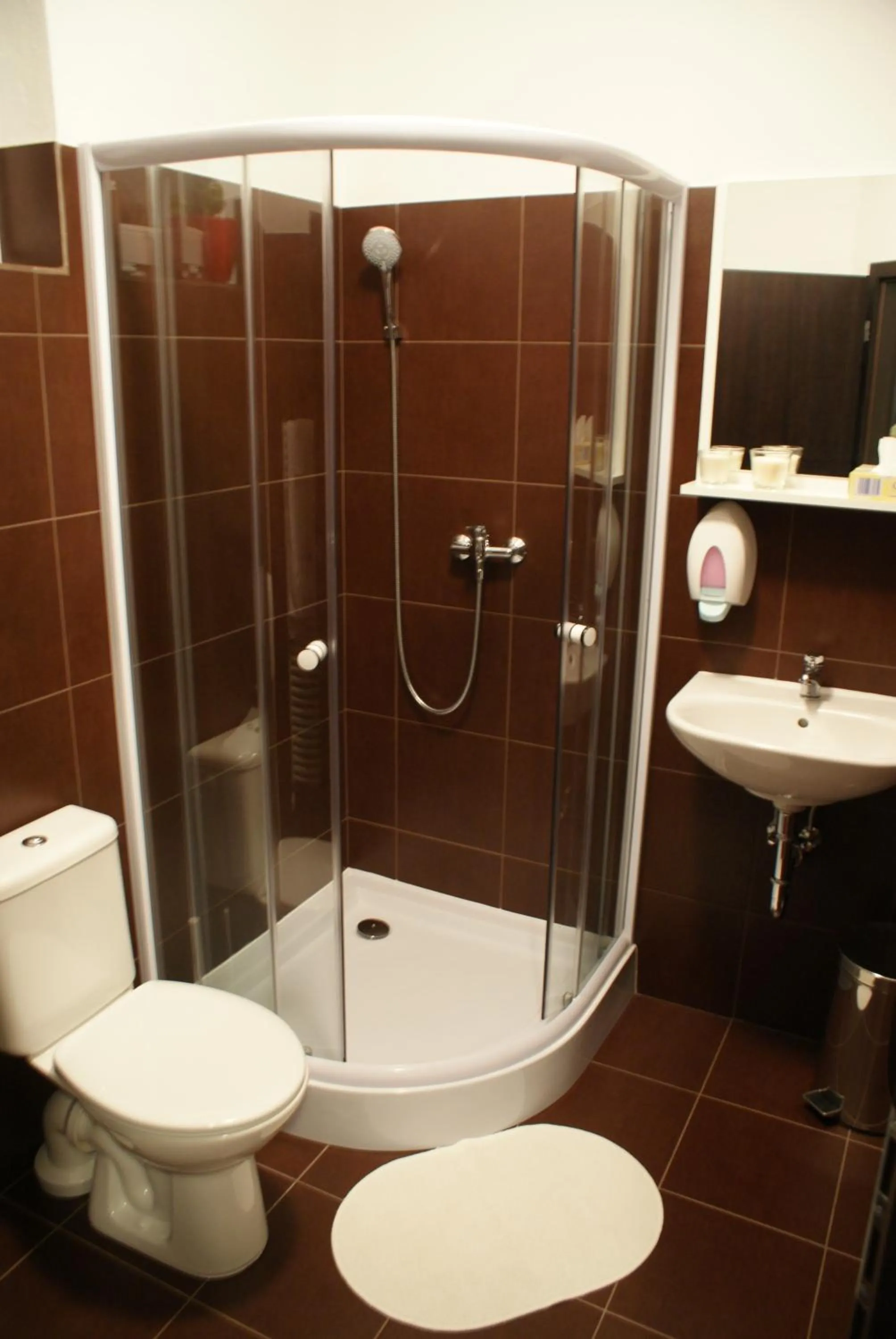 Bathroom in JBI Wellness