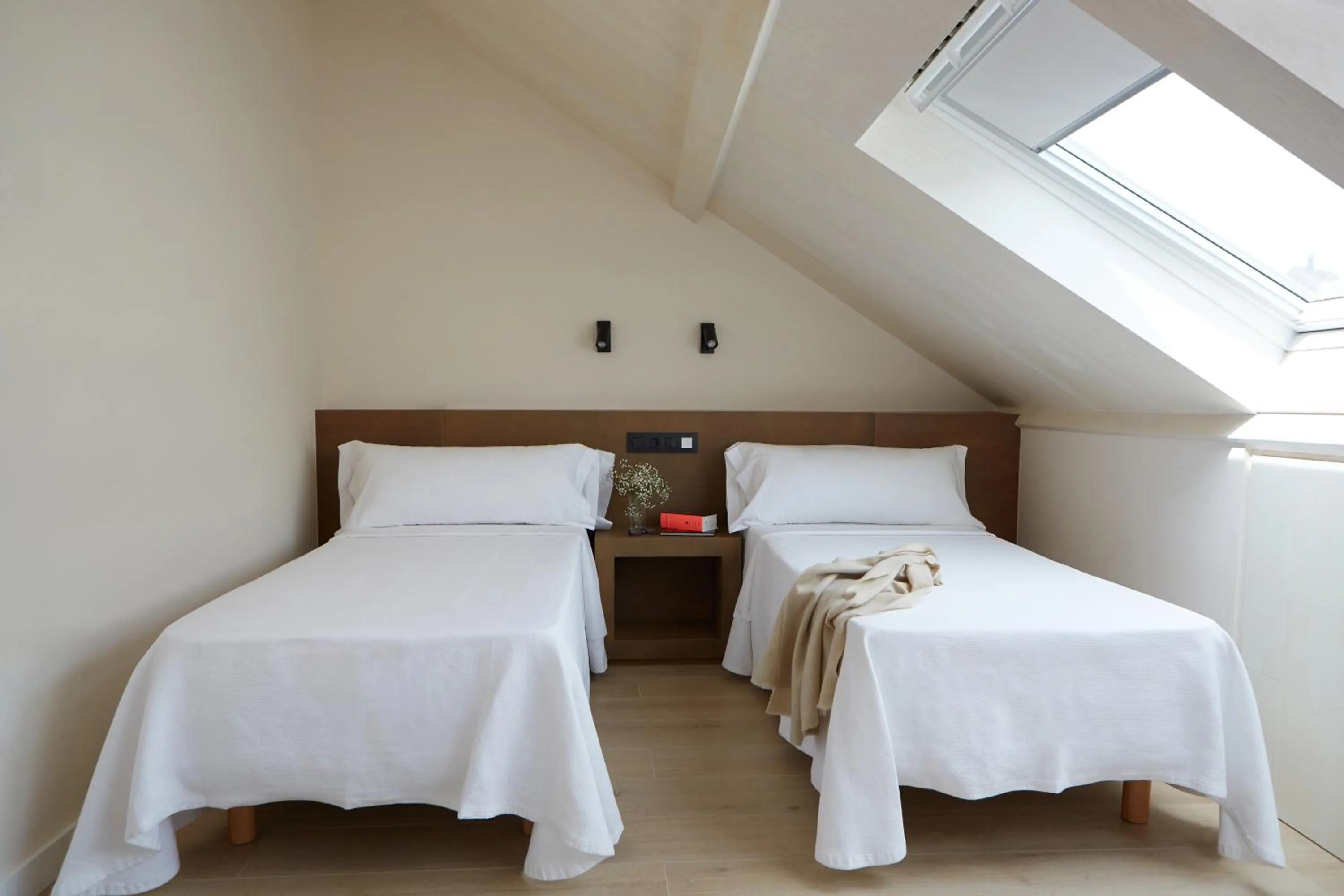 Bed in Hotel Trina 20