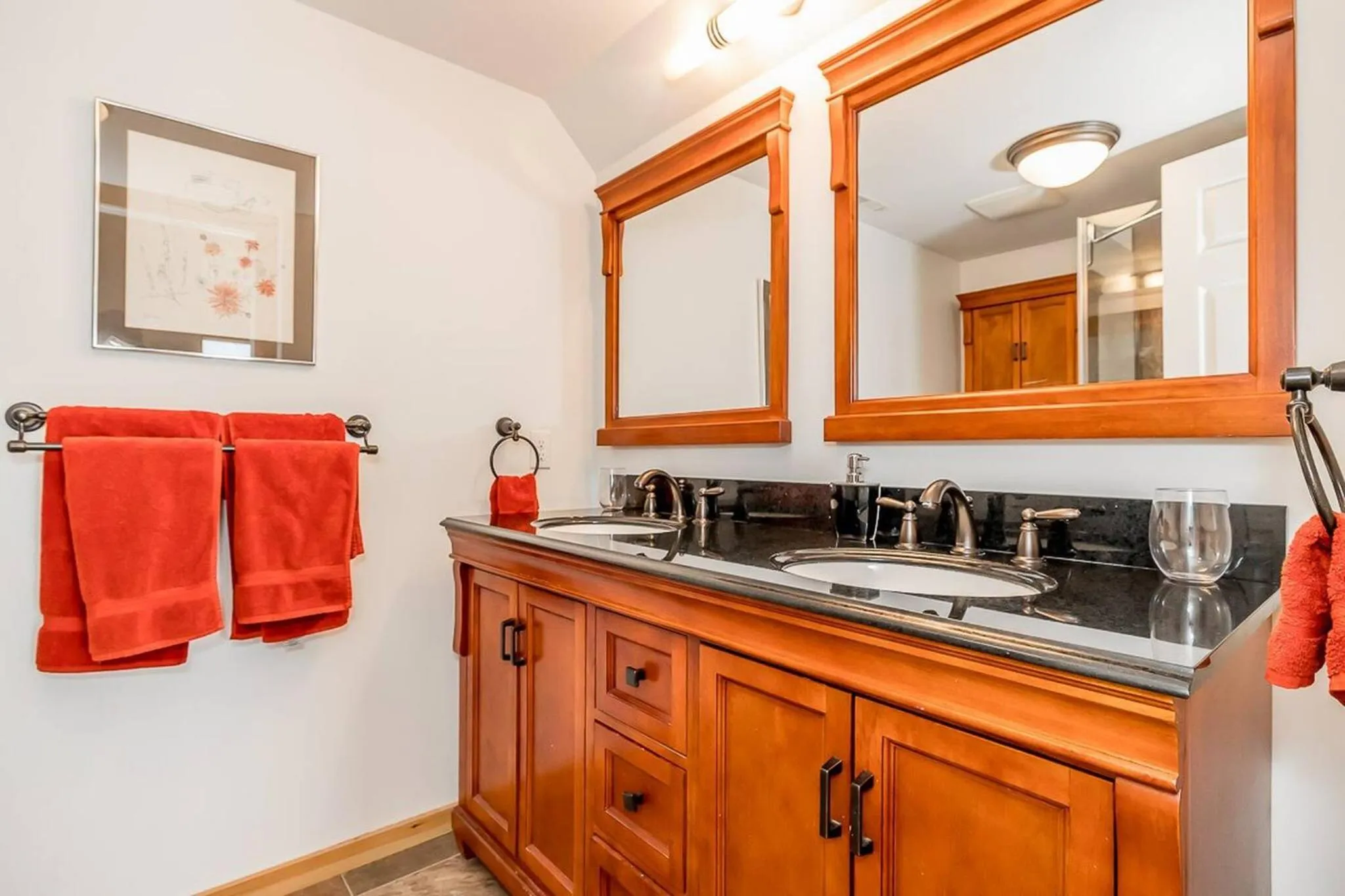 Muskoka Lakeshore Cottage Bliss