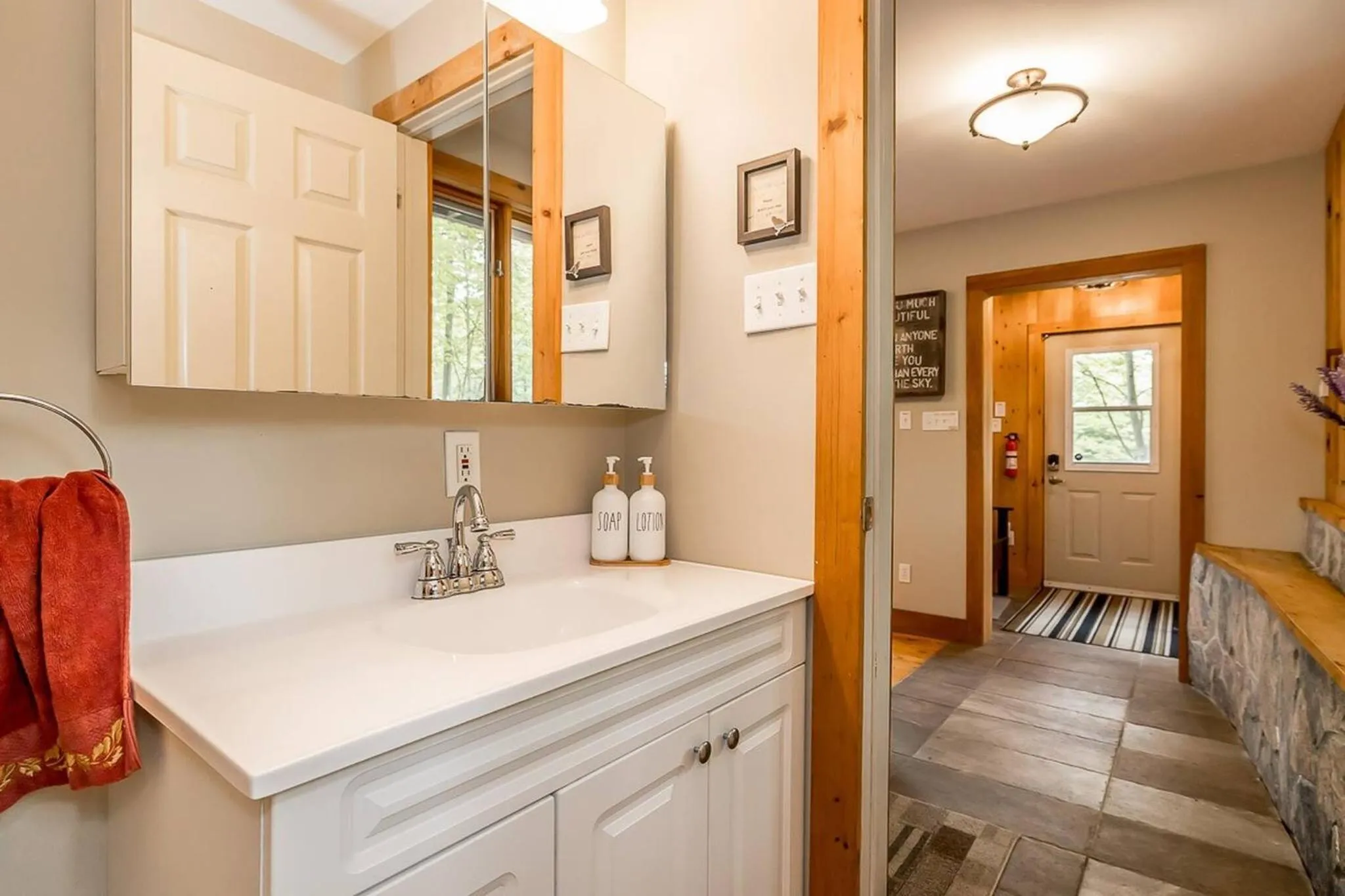 Muskoka Lakeshore Cottage Bliss