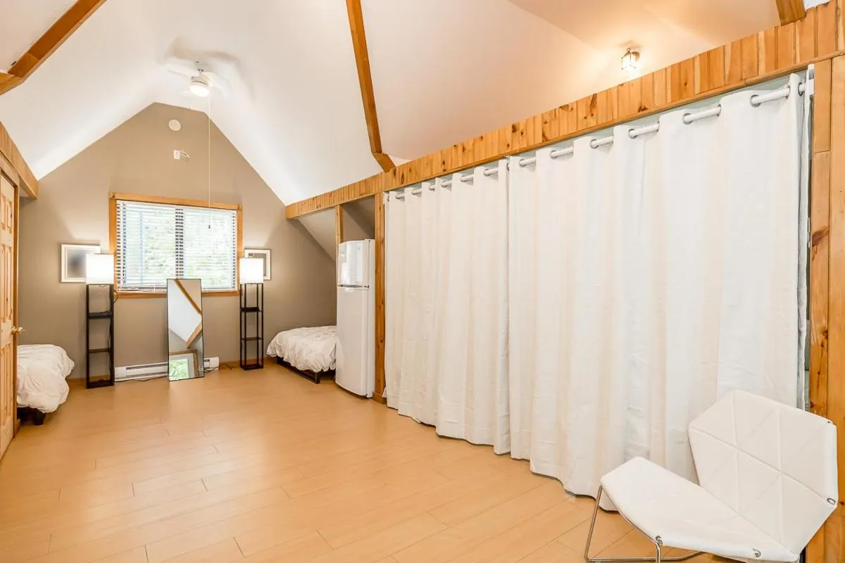 Muskoka Lakeshore Cottage Bliss