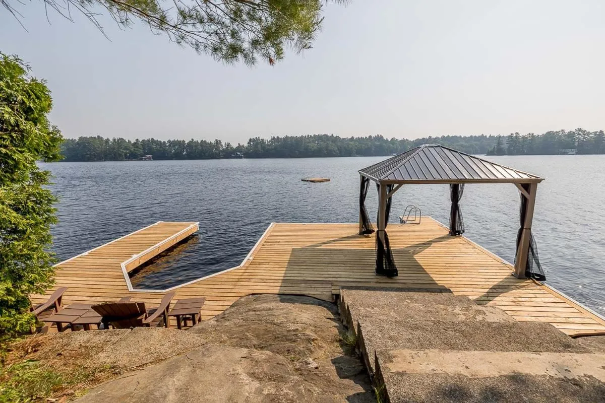 Muskoka Lakeshore Cottage Bliss