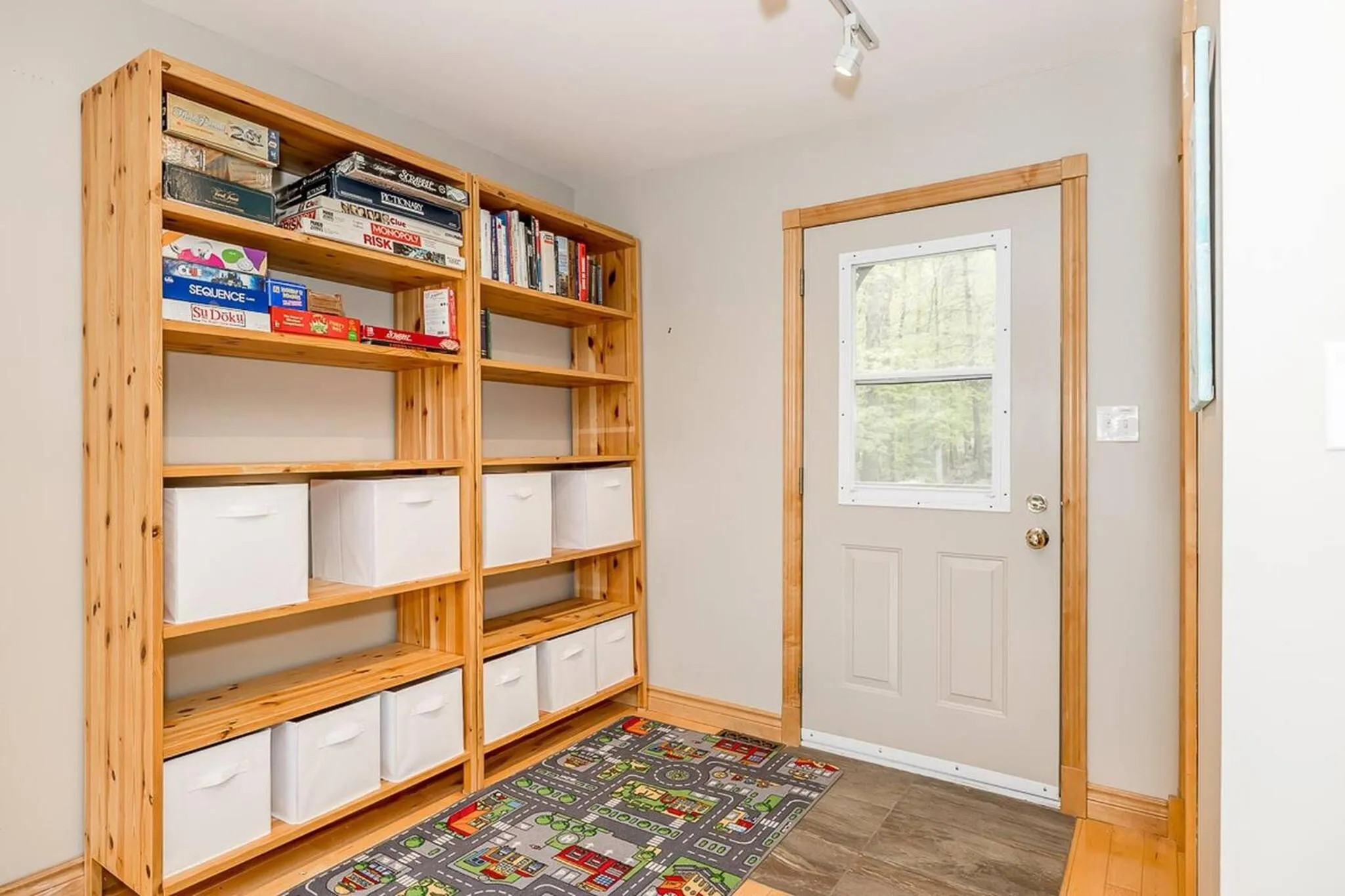 Muskoka Lakeshore Cottage Bliss