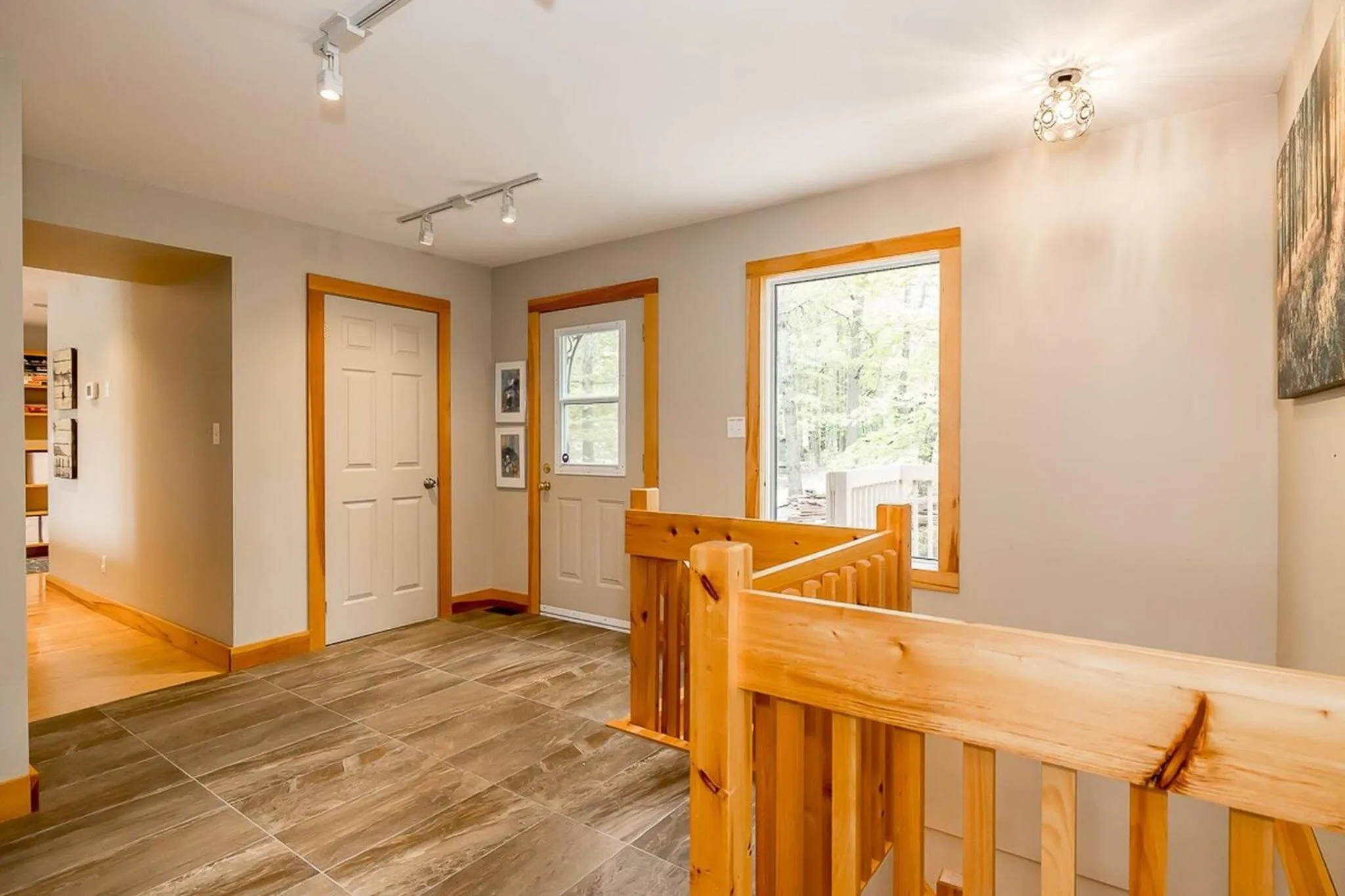 Muskoka Lakeshore Cottage Bliss