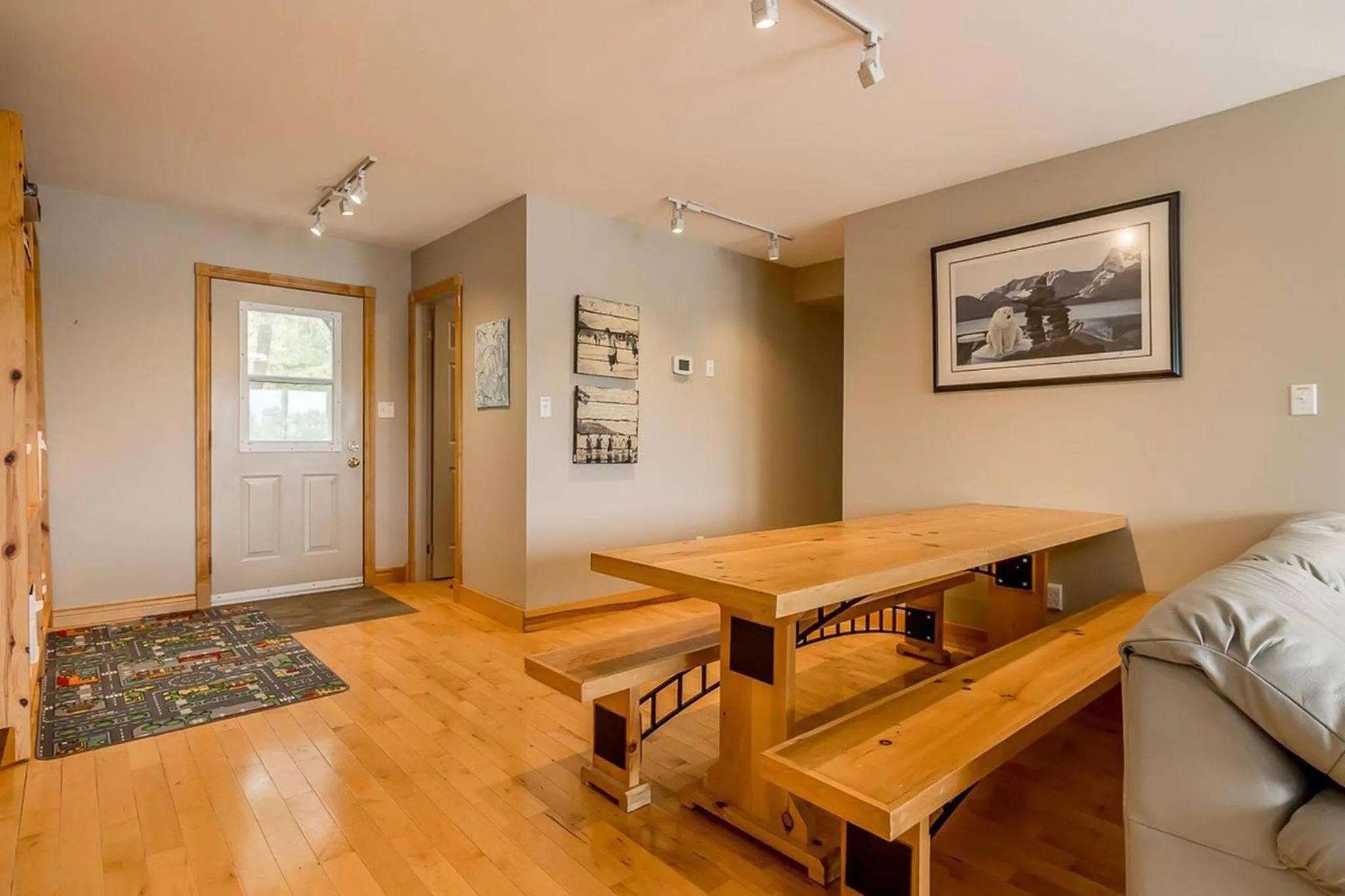 Muskoka Lakeshore Cottage Bliss