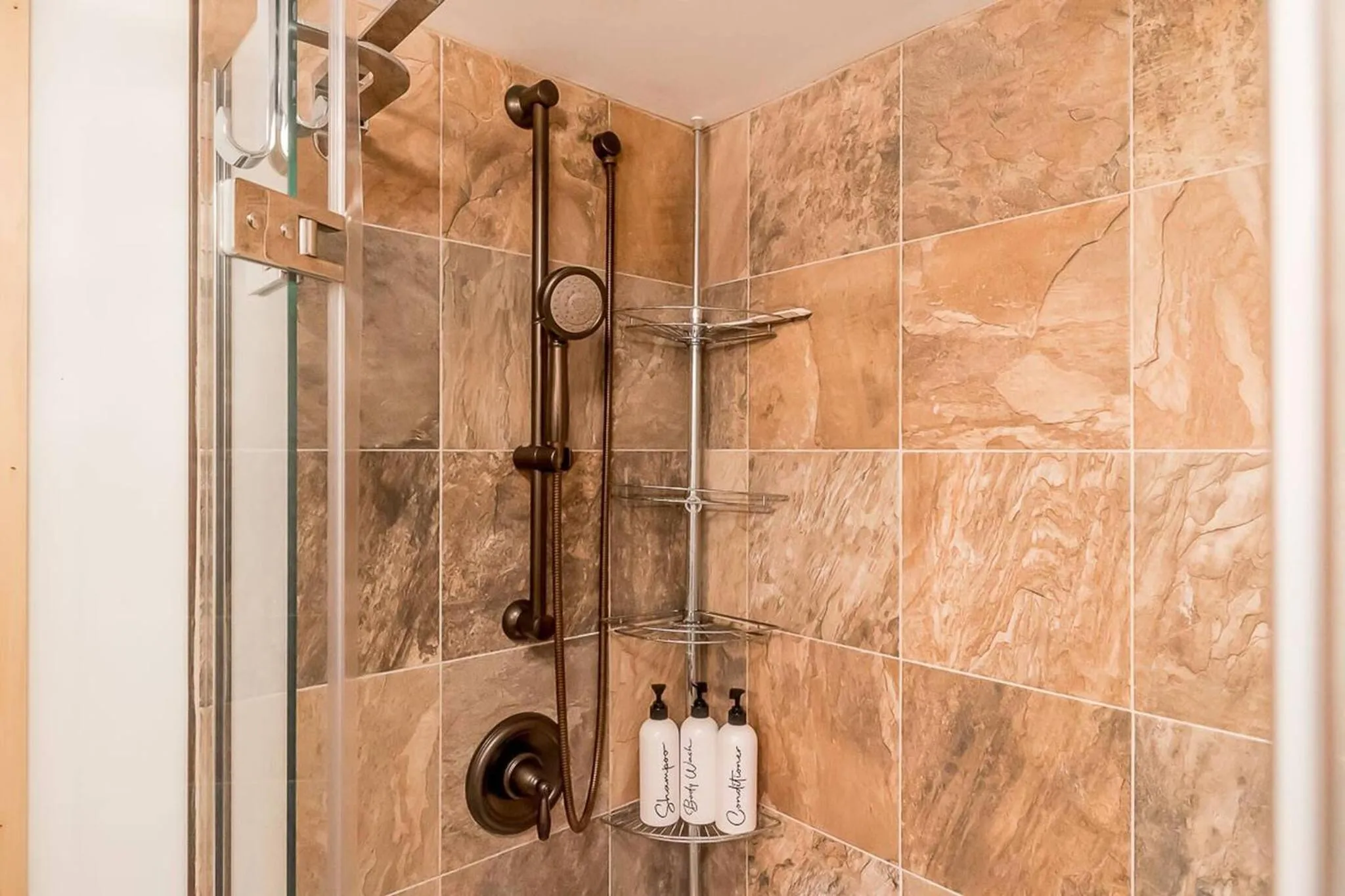 Muskoka Lakeshore Cottage Bliss