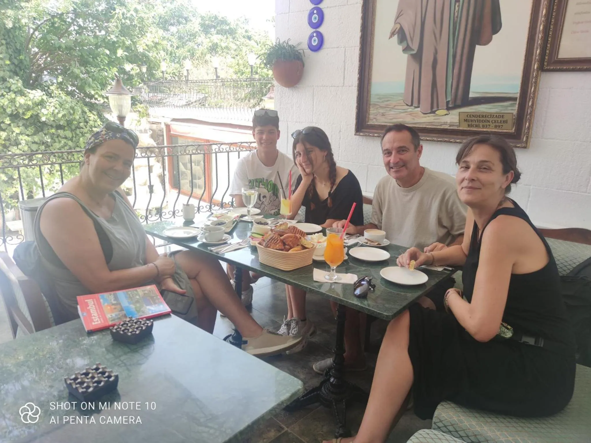 Restaurant/places to eat in Solomon's Mansion Hotel Istanbul