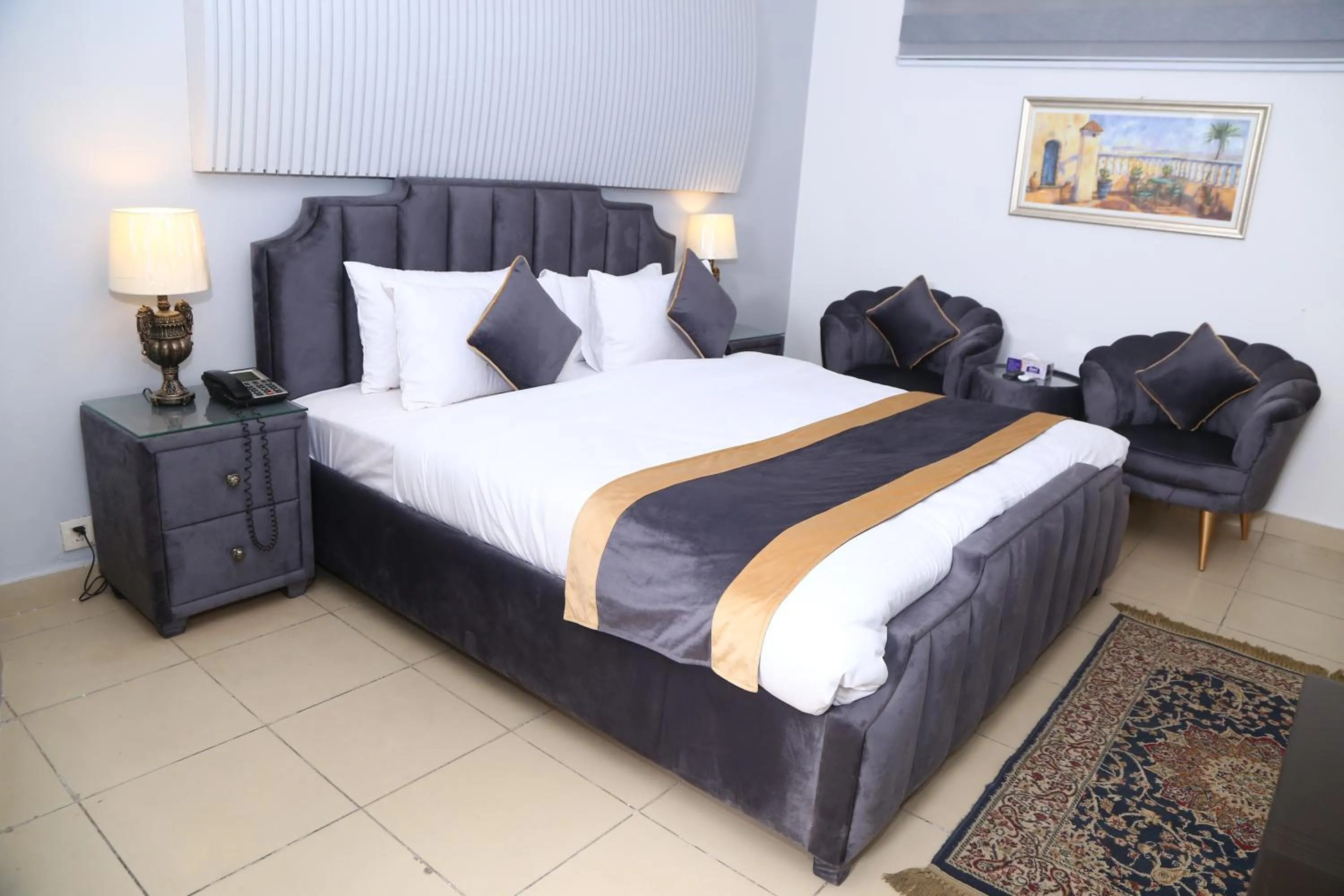 Photo of the whole room, Bed in Premier Inn Express Gulberg Lahore