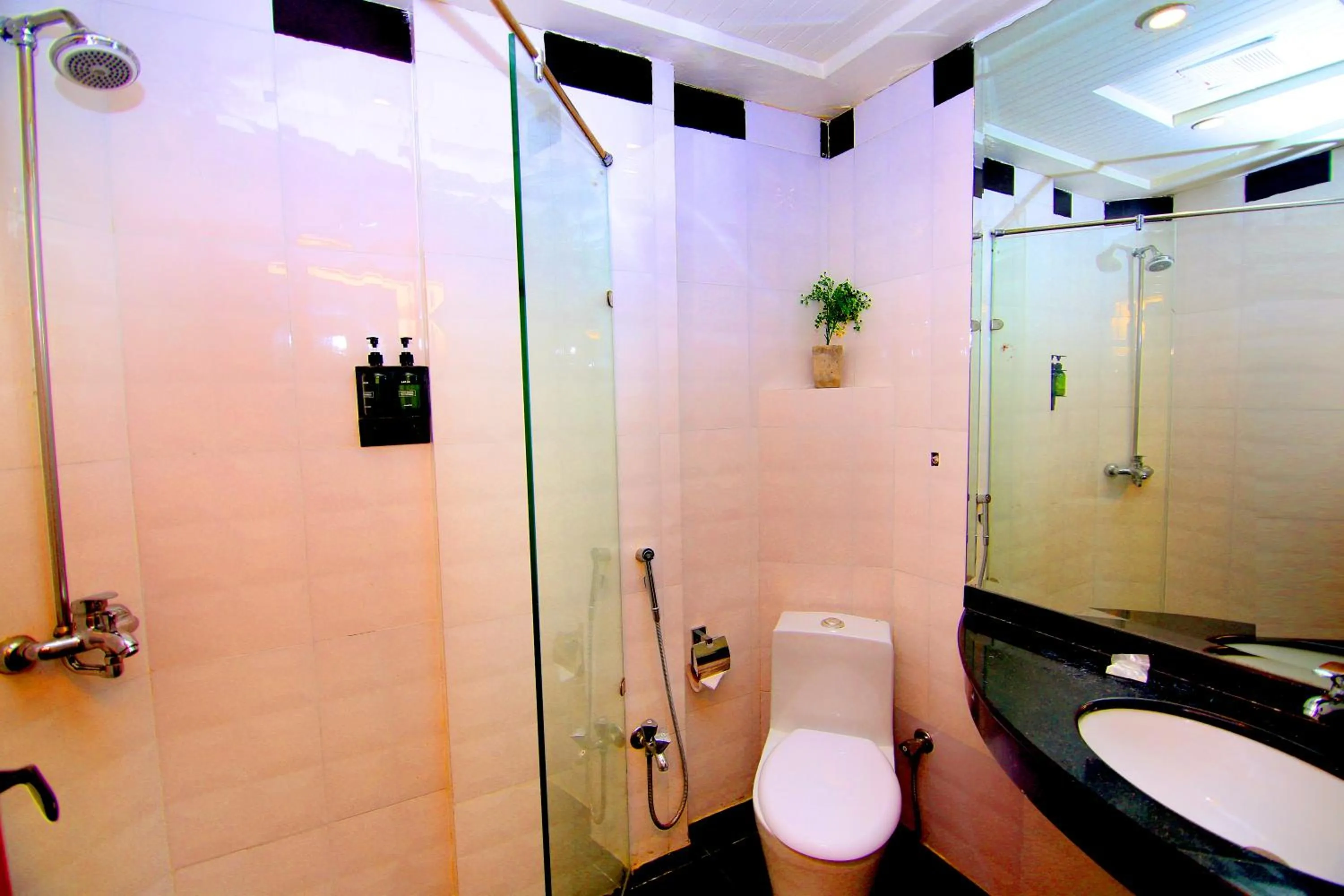 Shower in Premier Inn Express Gulberg Lahore