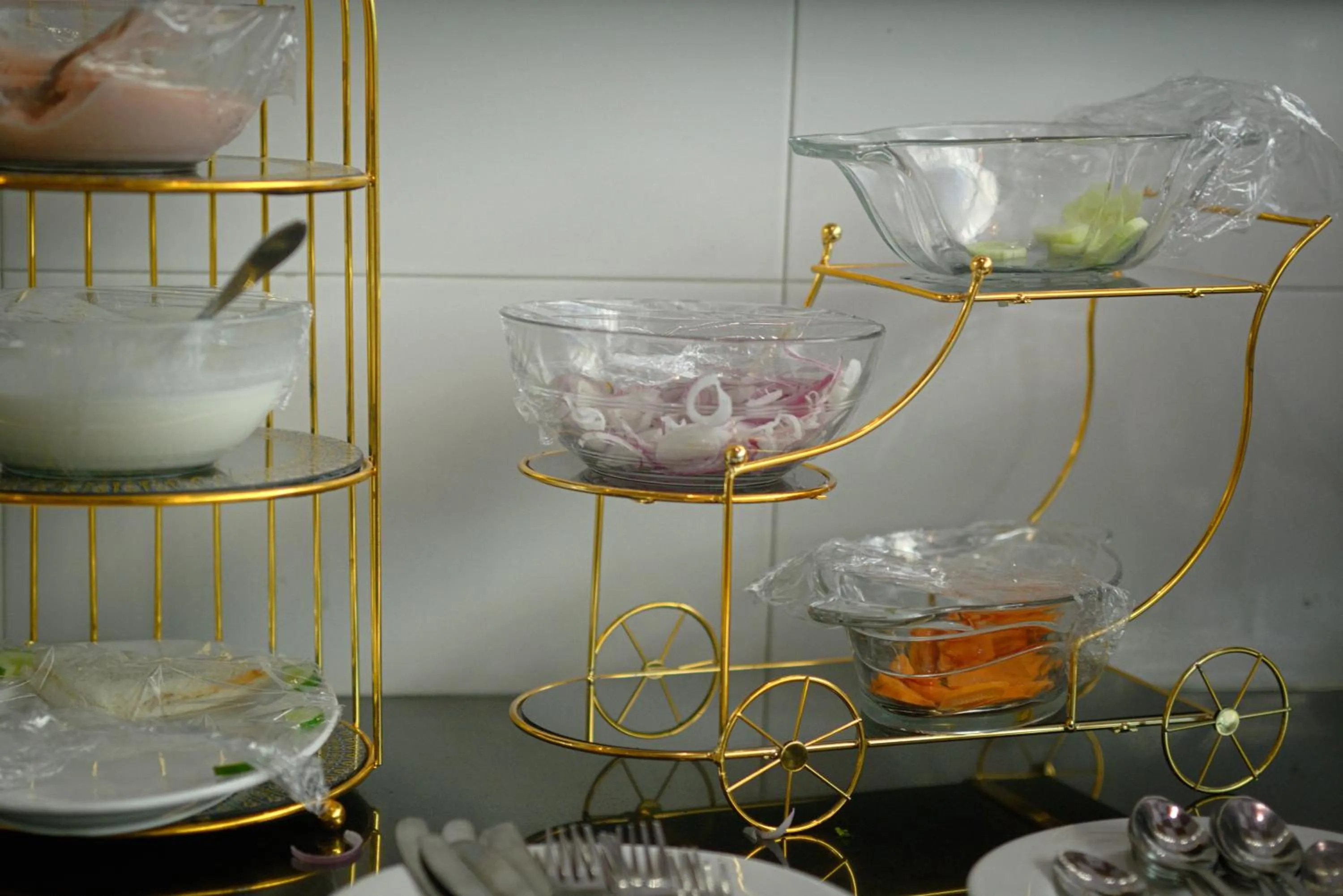 Restaurant/places to eat in Premier Inn Express Gulberg Lahore