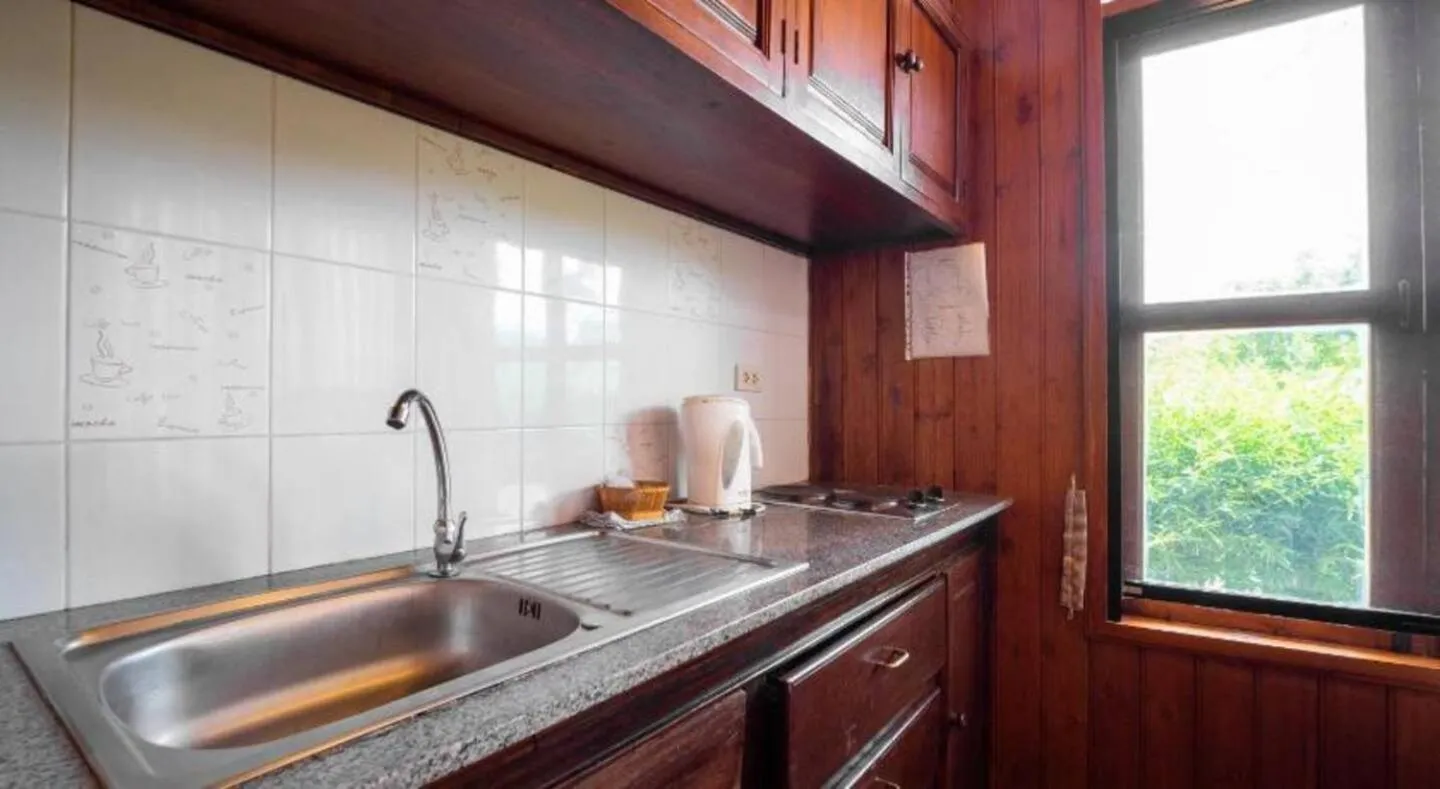 Kitchen or kitchenette in Bangsaray Village Resort