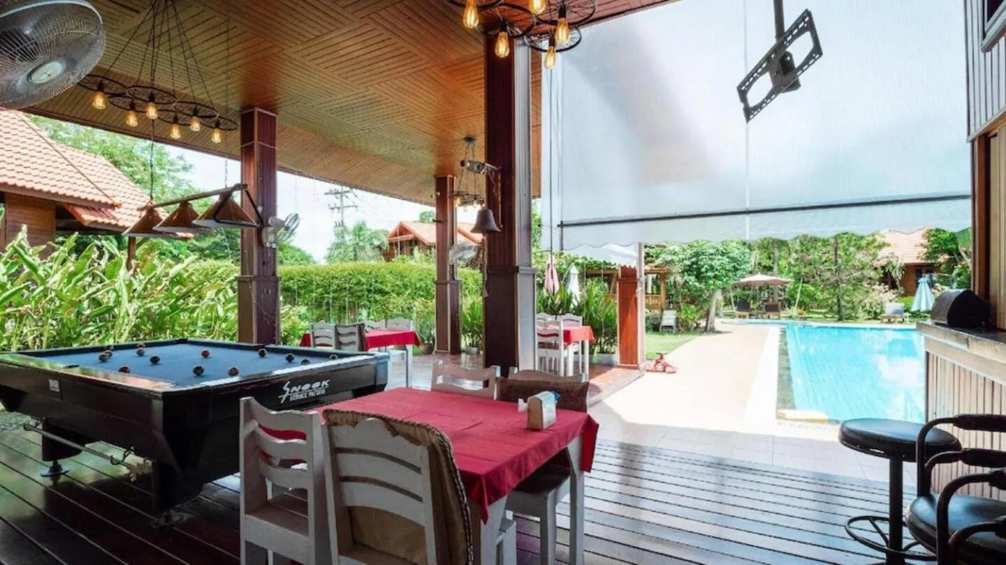 Garden in Bangsaray Village Resort