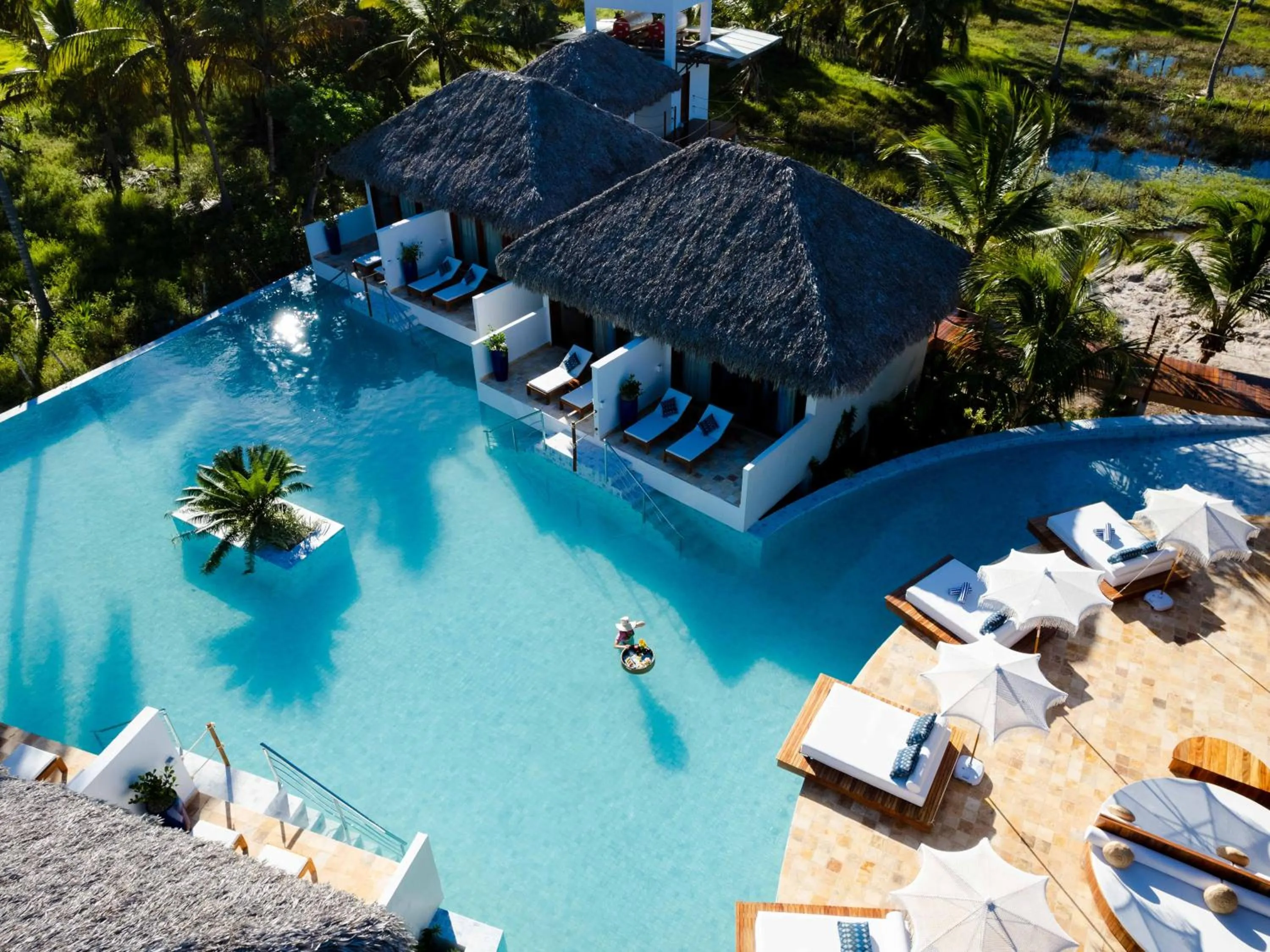 Bedroom in MKNI Hotel - Ikaika Makani Experience