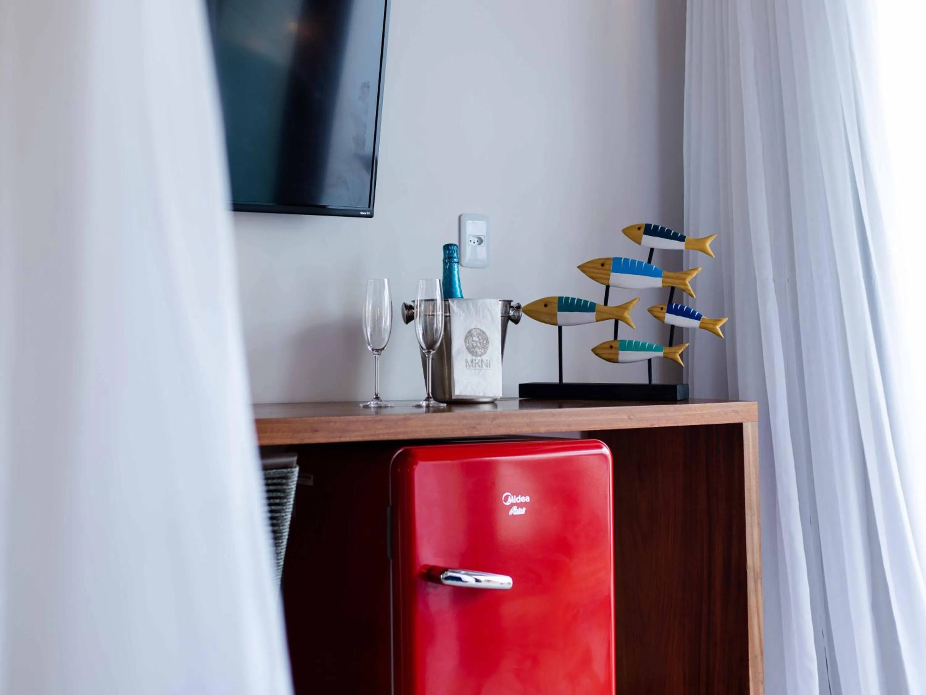 Drinks in MKNI Hotel - Ikaika Makani Experience