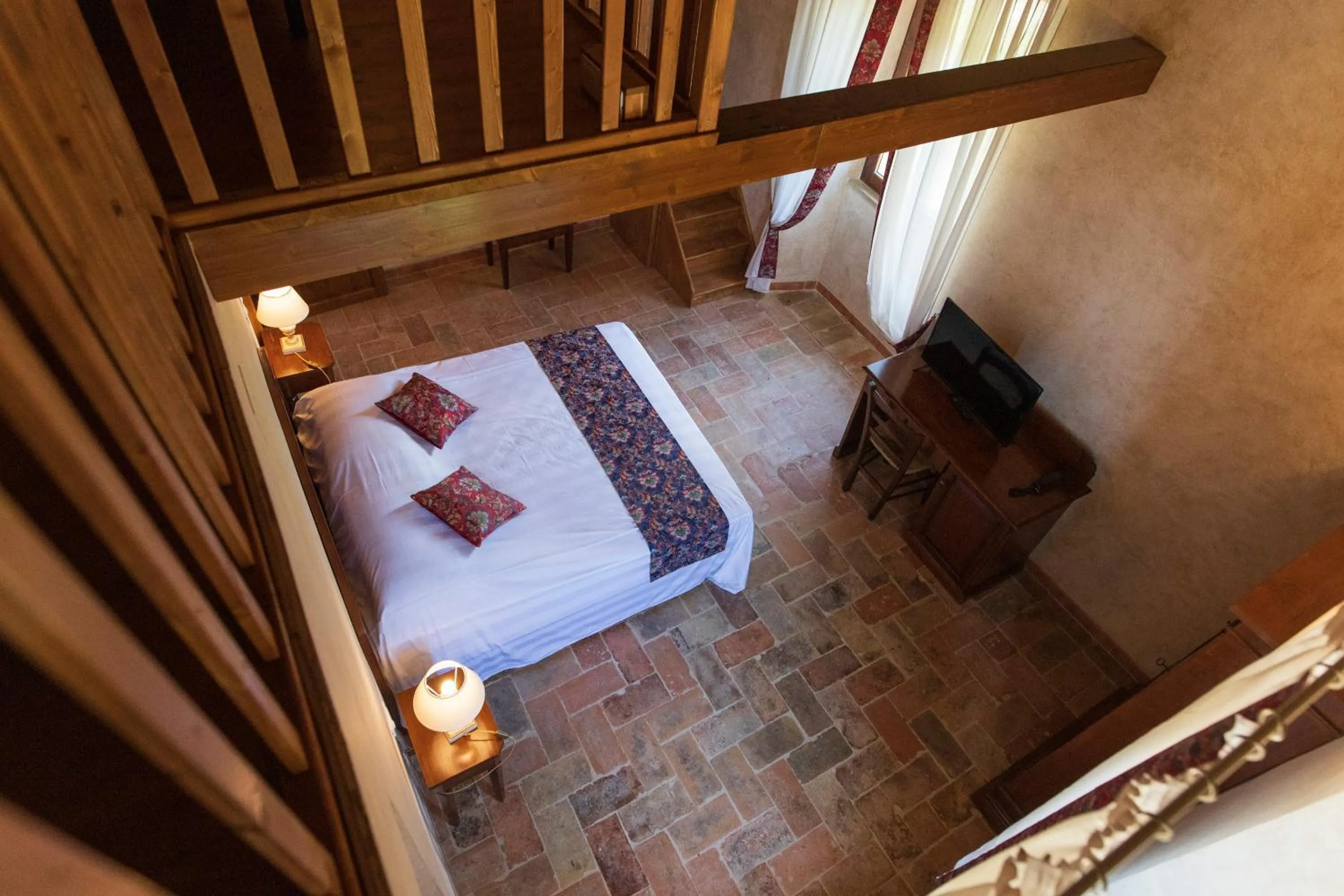 Bed in Locanda di Montegiove