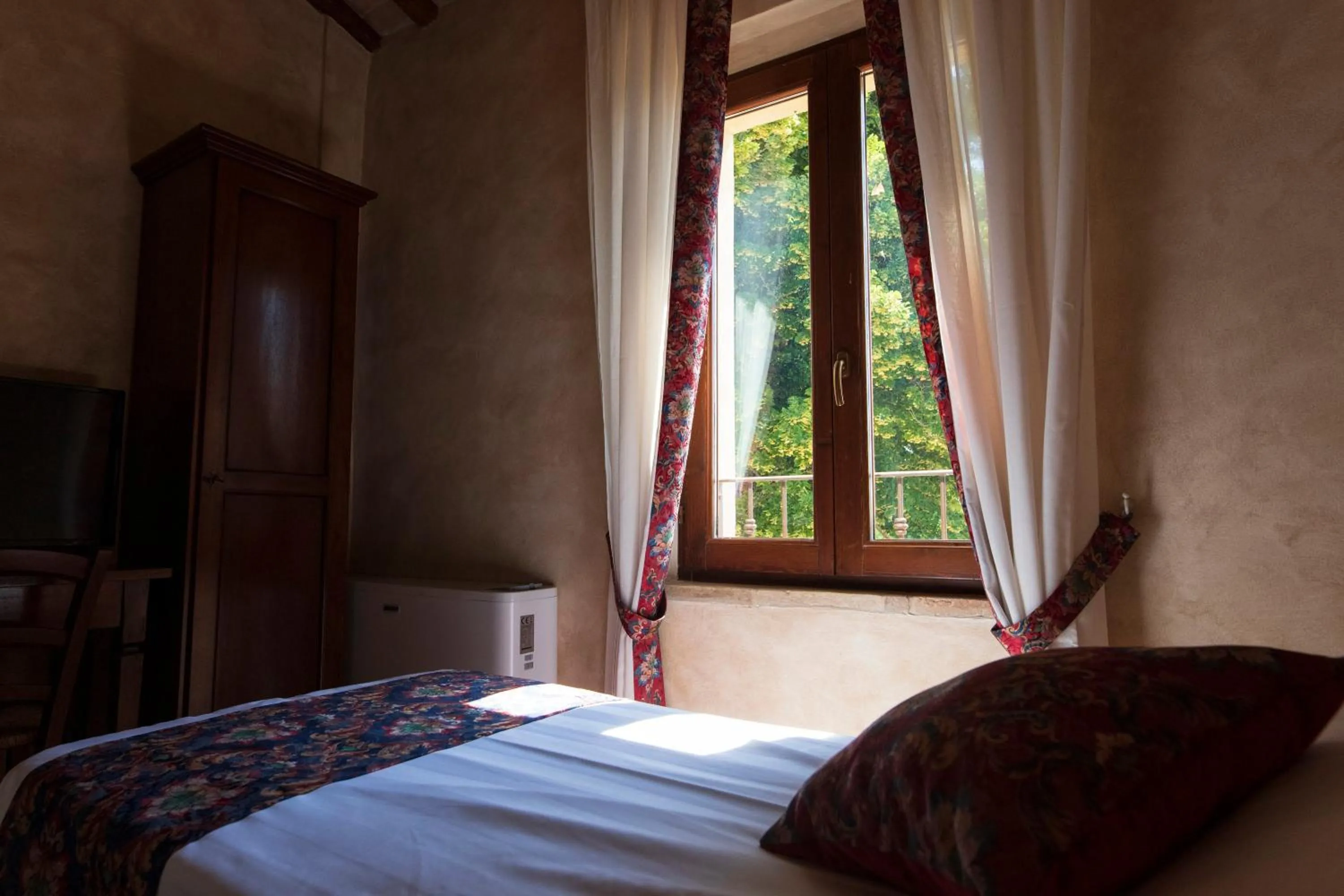 Bedroom, Bed in Locanda di Montegiove